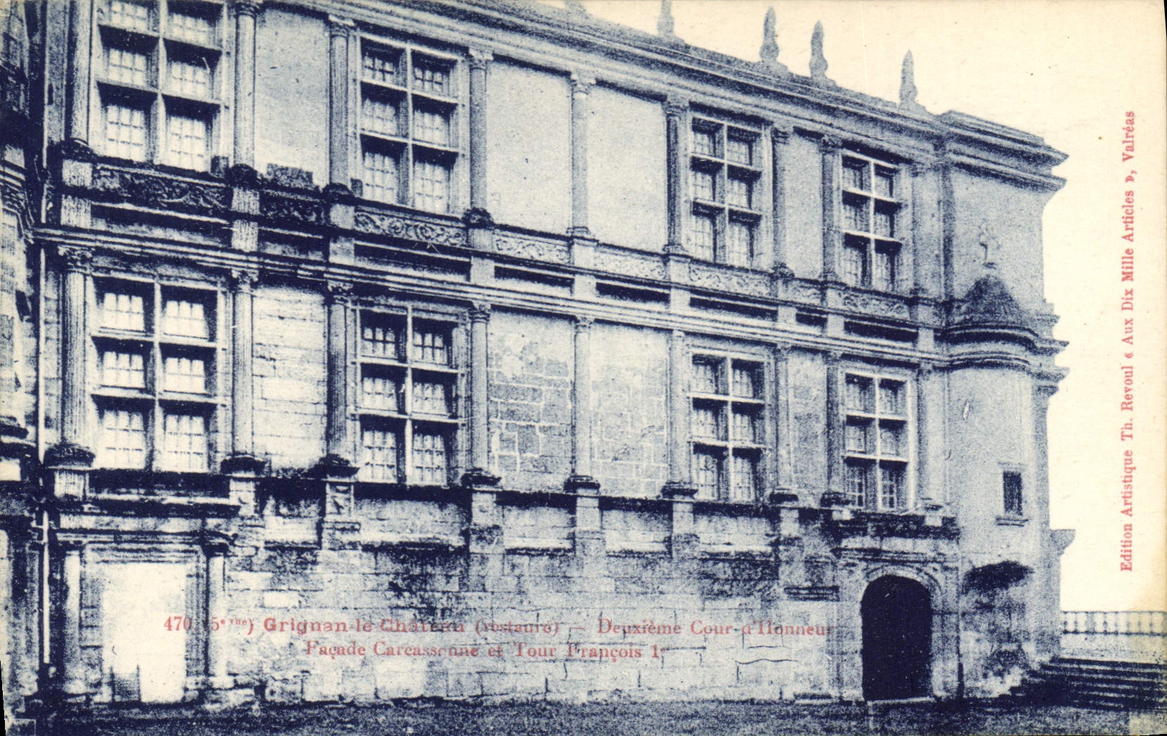 CPA Grignan le Chateau restaure 