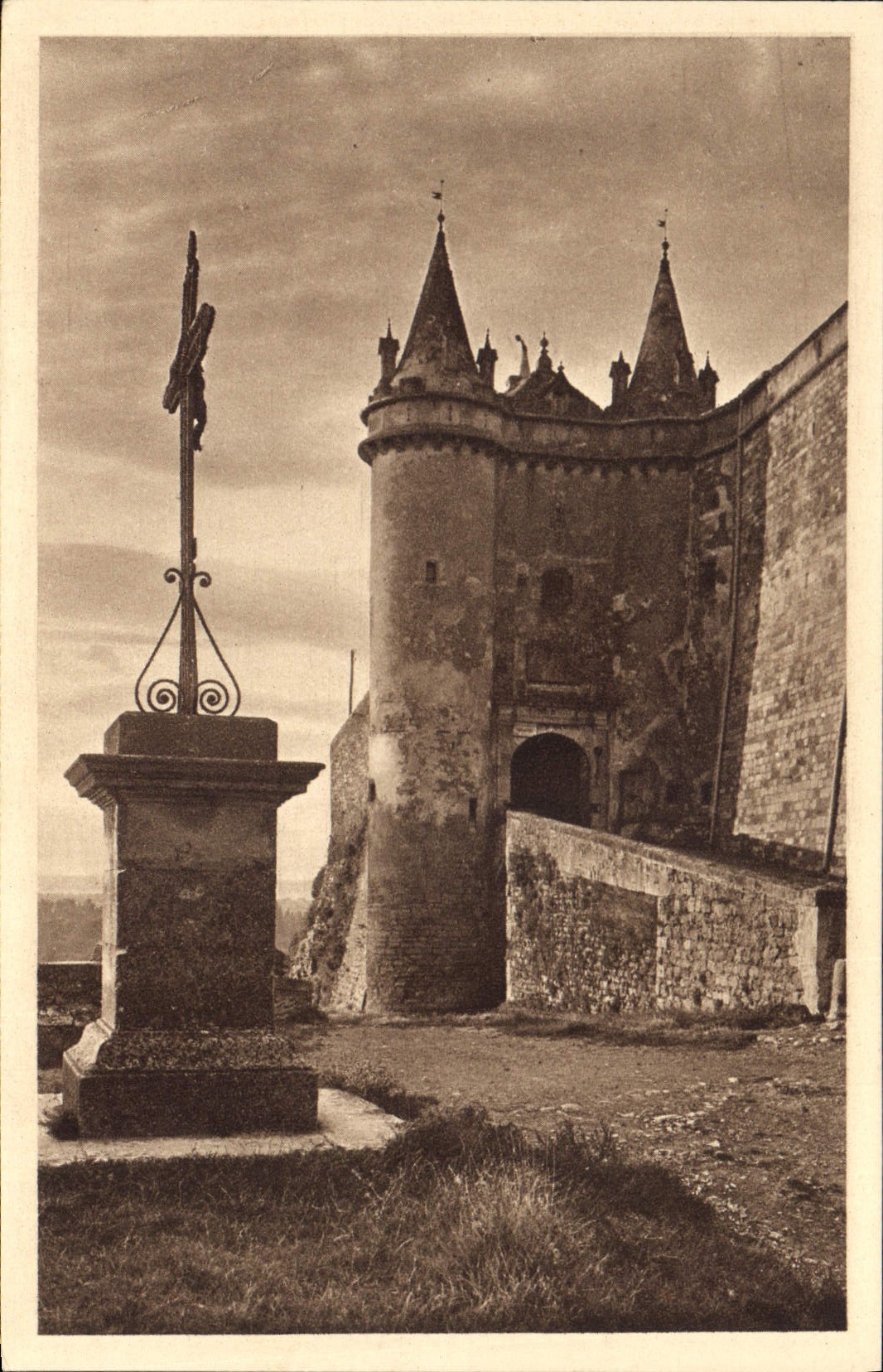 CPA Chateau de Grignan Drome Entree du Chateau
