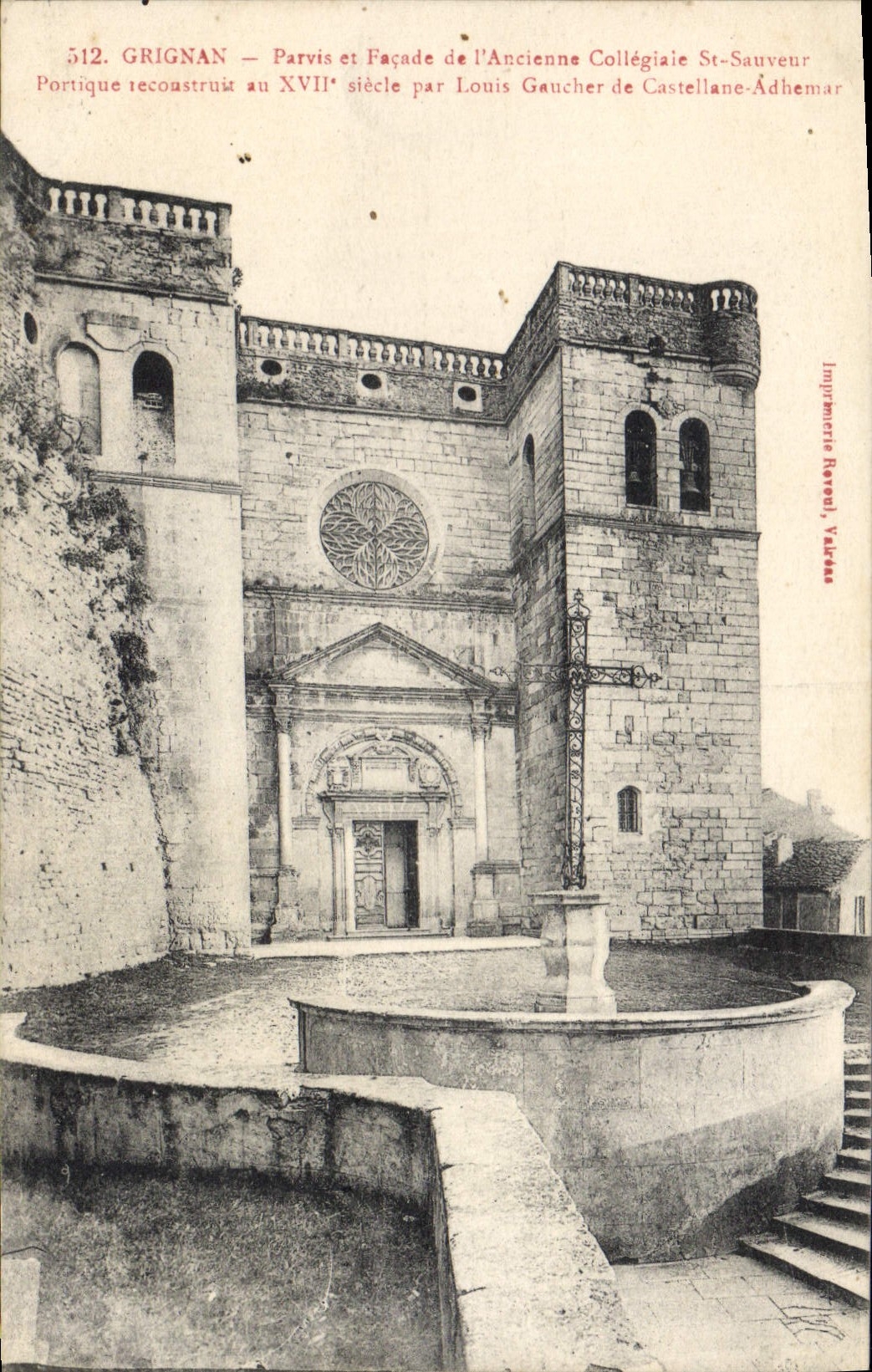 CPA Chateau de Grignan Drome Parvis et facade de l'Ancienne Collegiale St Sauveur portioque reconstr