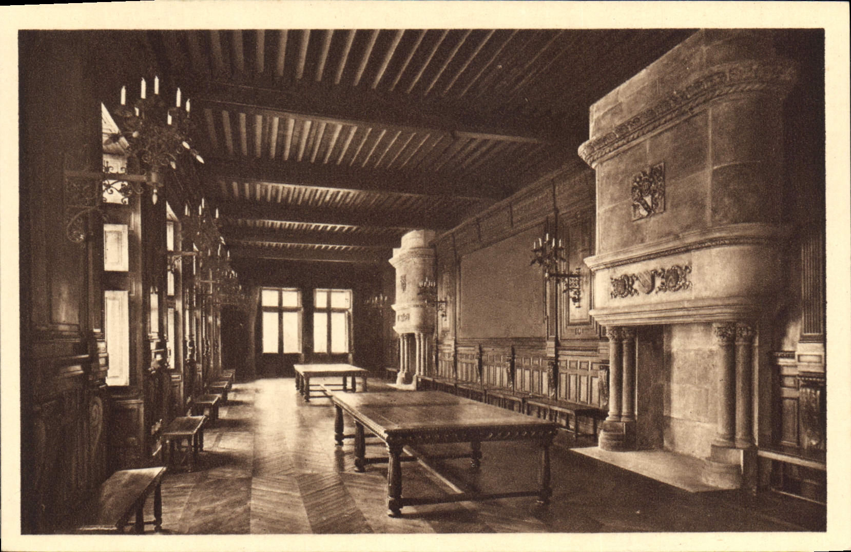 CPA Chateau de Grignan Drome galerie des Adhemar