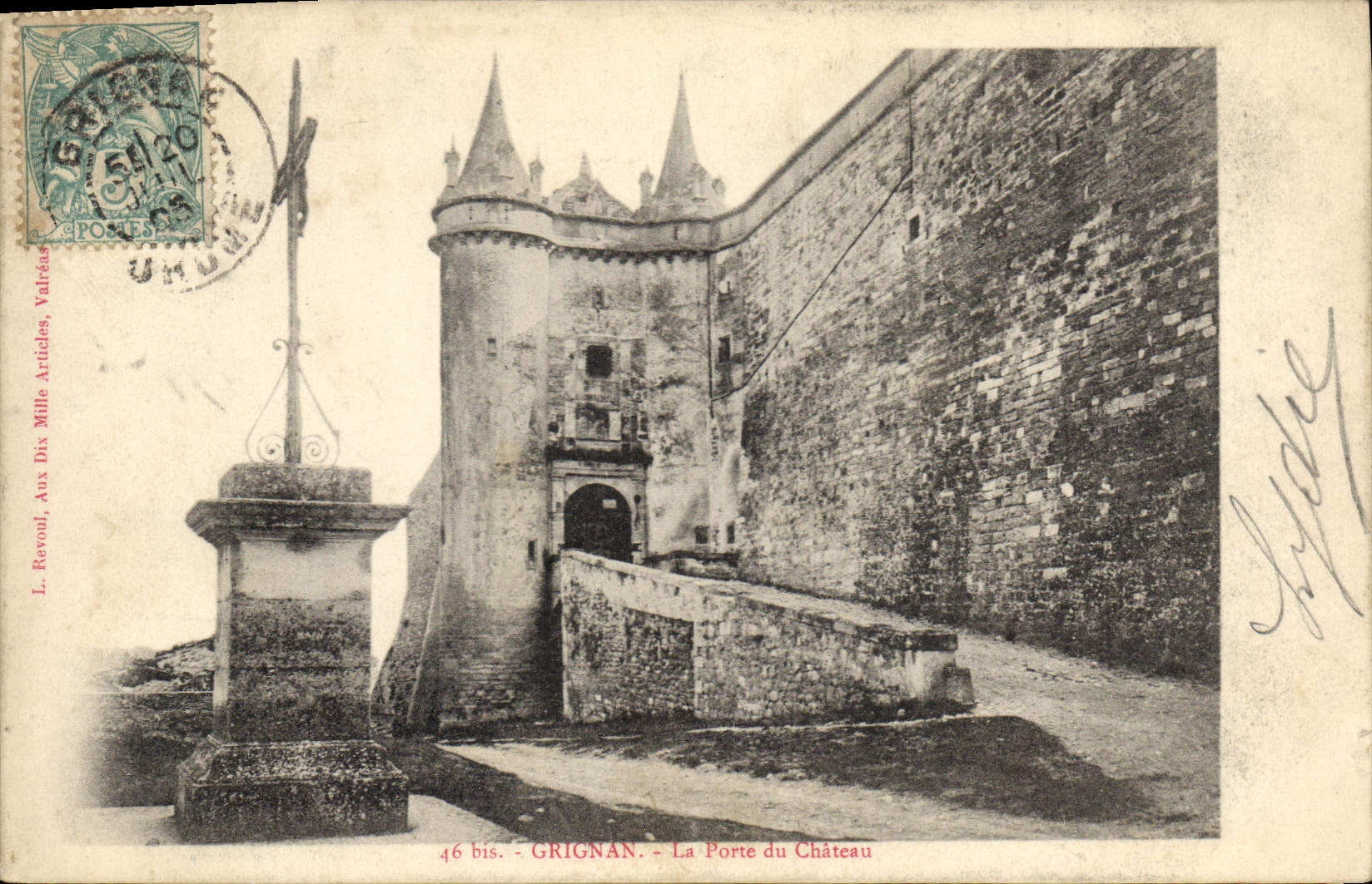 CPA Grignan la Porte du chateau 