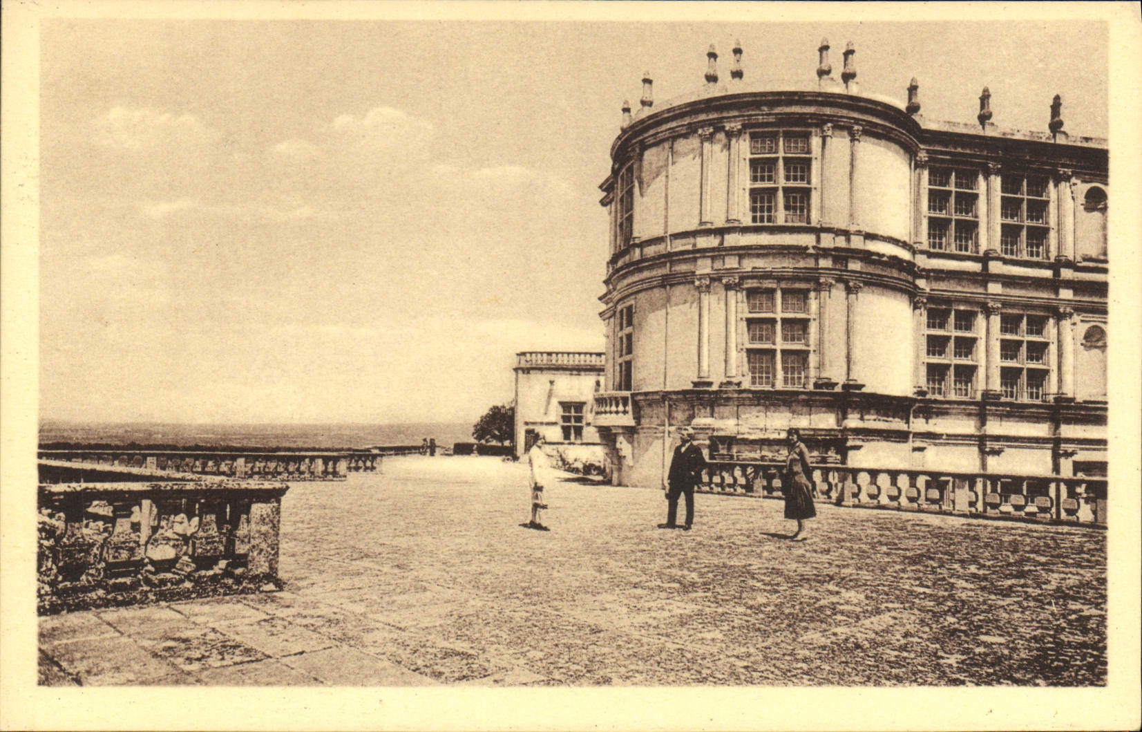 CPA La Drome Illustree Grignan Tour Francois Ier et la Terrasse 