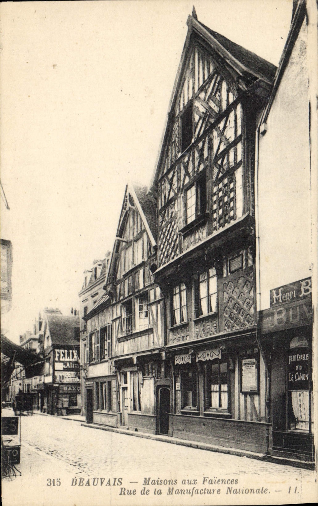 CPA Beauvais Maisons aux Faiences Rue de la Manufacture Nationale