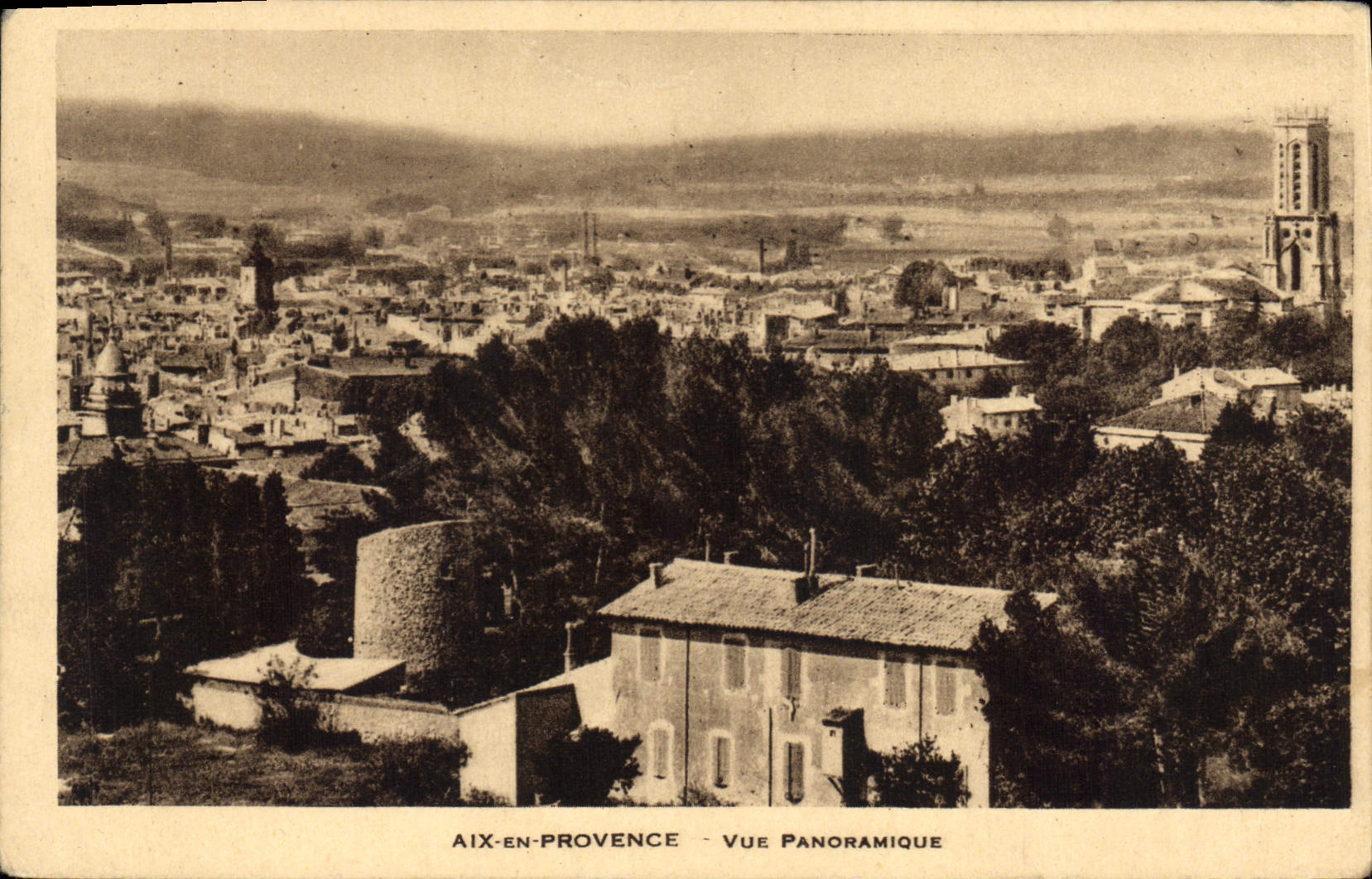 CPA Aix en Provence Vue panoramique 
