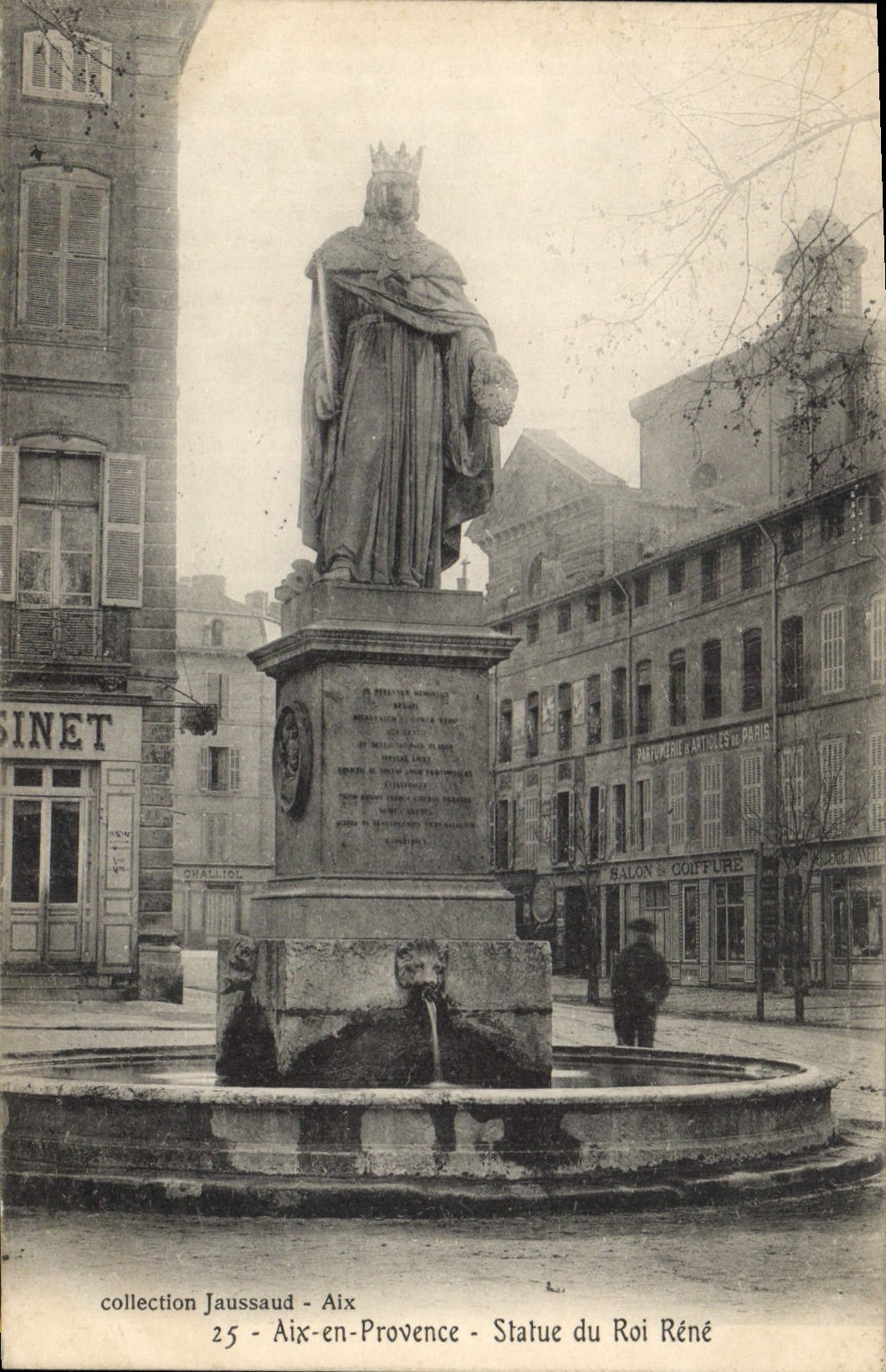 CPA Aix en Provence Statue du Roi Rene 