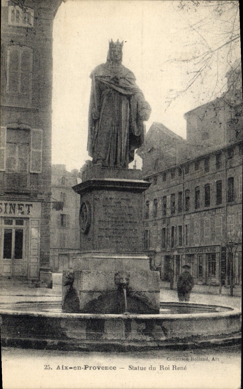 CPA Aix en Provence Statue du Roi Rene 