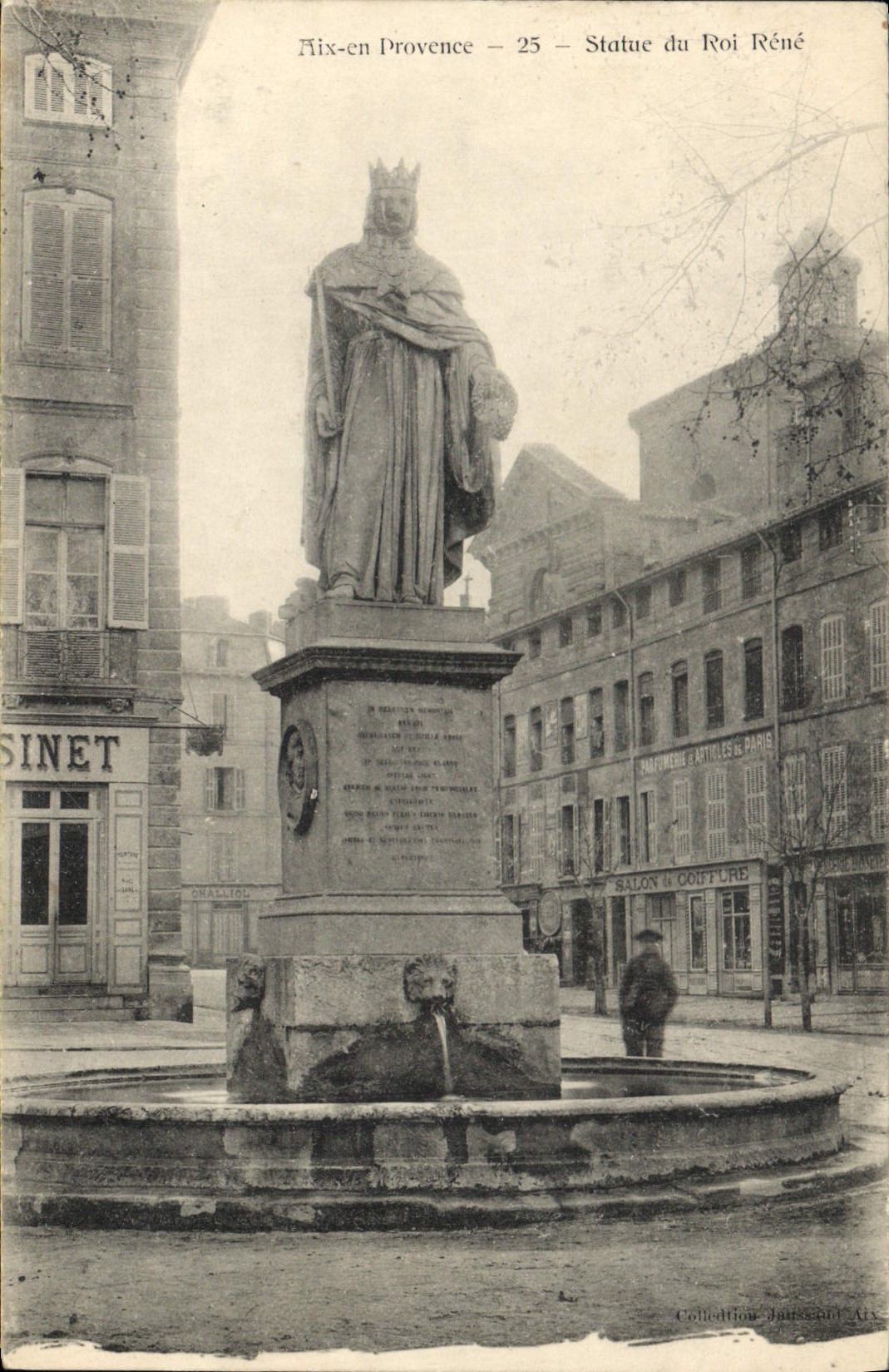 CPA Aix en Provence Statue du Roi Rene 