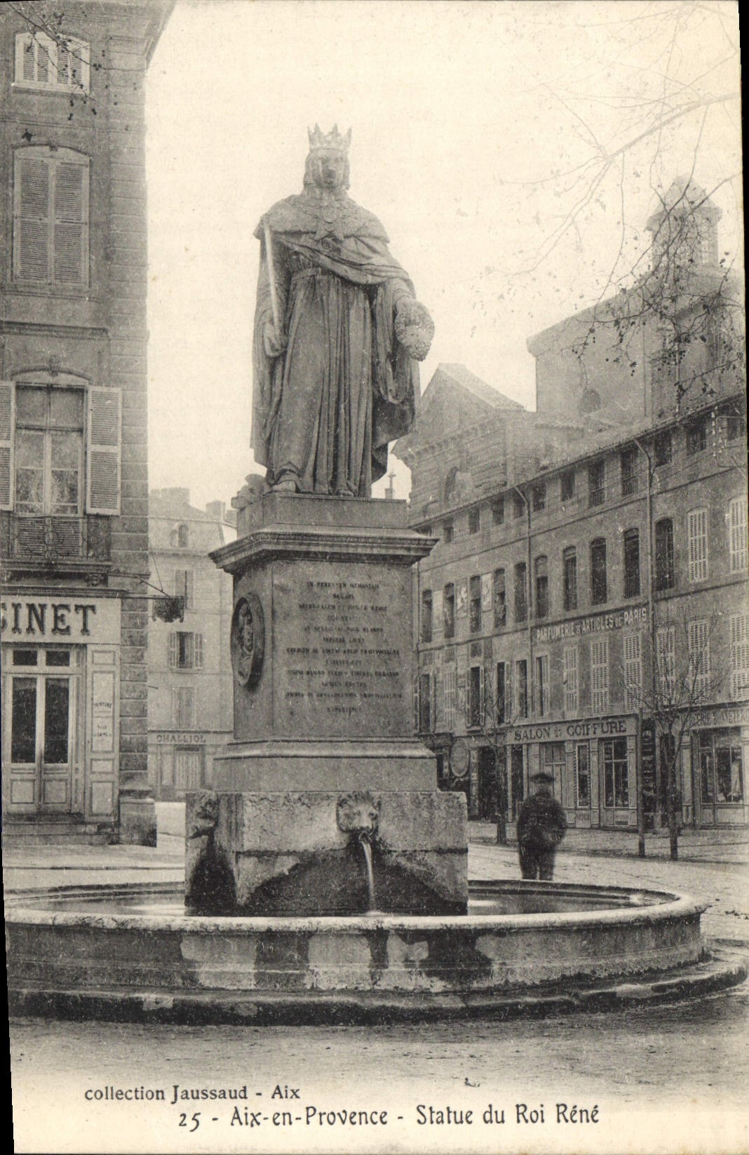 CPA Aix en Provence Statue du Roi Rene 