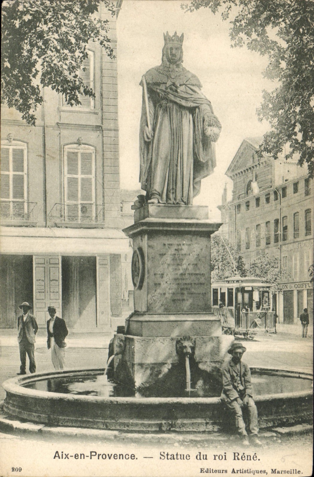 CPA Aix en Provence Statue du Roi Rene 