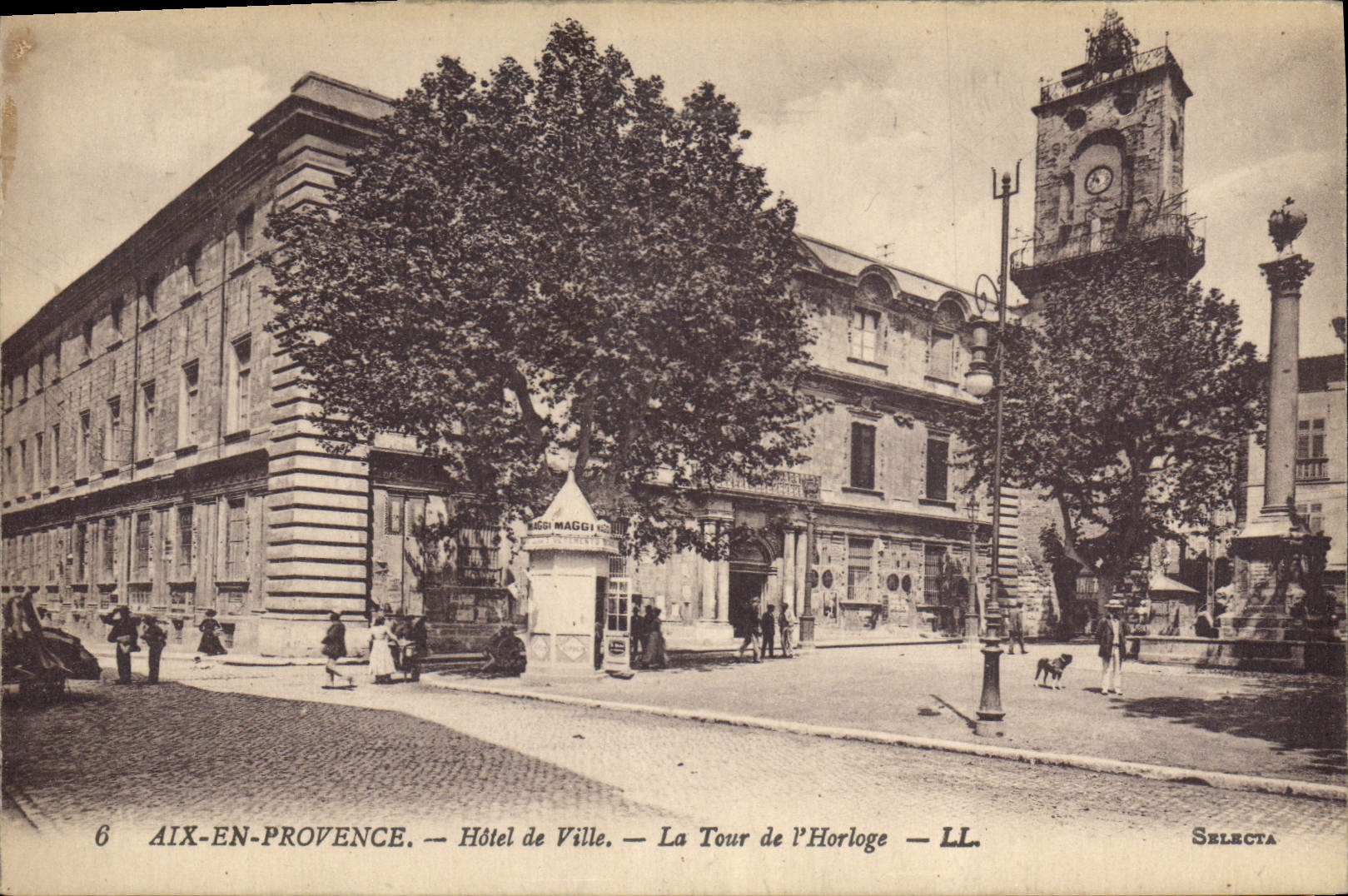 CPA Aix en Provence Hotel de Ville La Tour de l'Horloge 