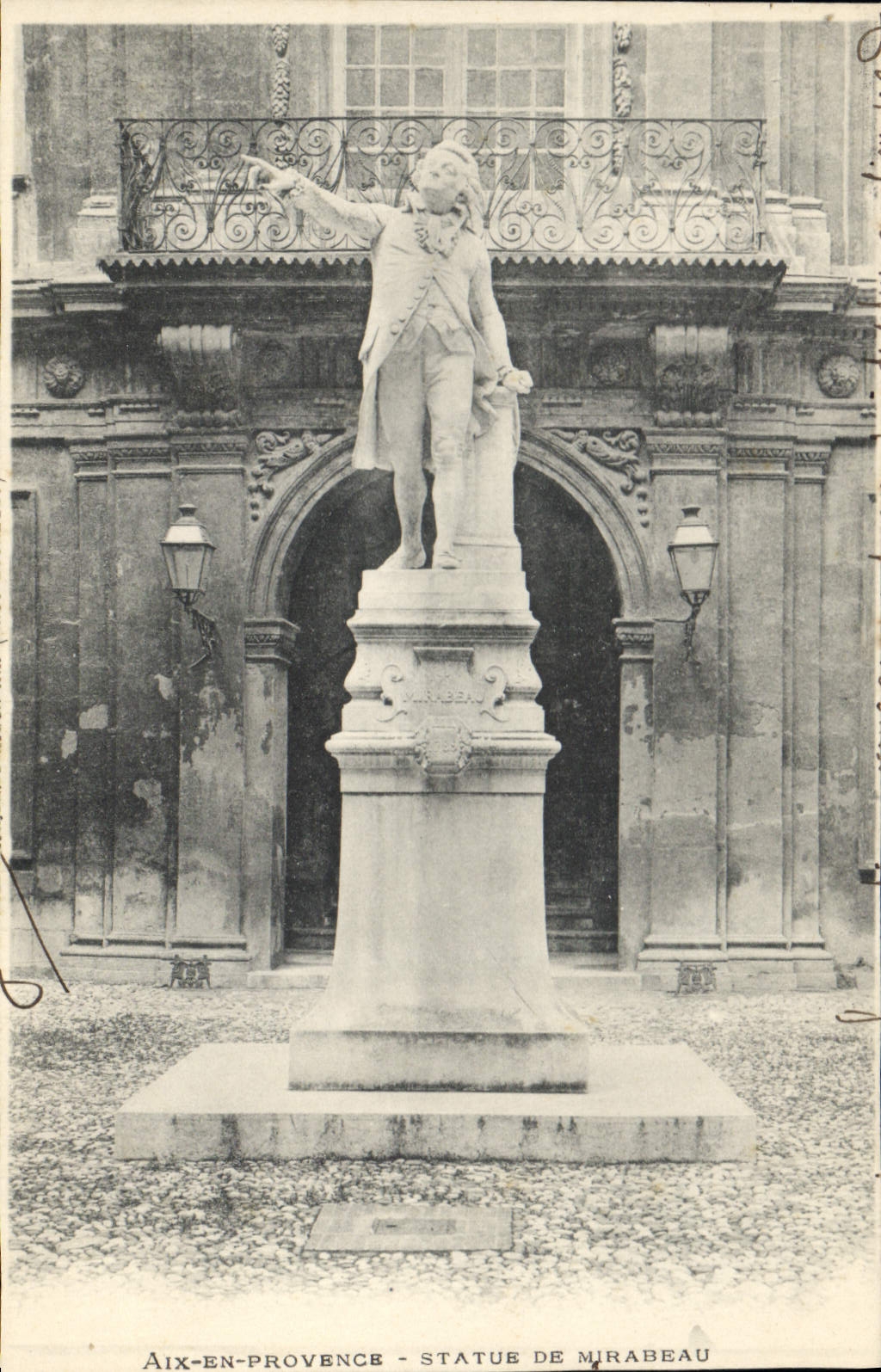CPA Aix en Provence Statue de Mirabeau 