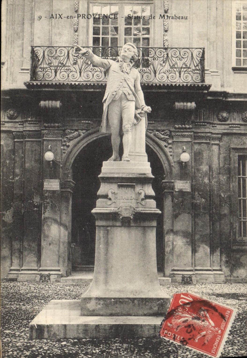 CPA Aix en Provence Statue de Mirabeau 