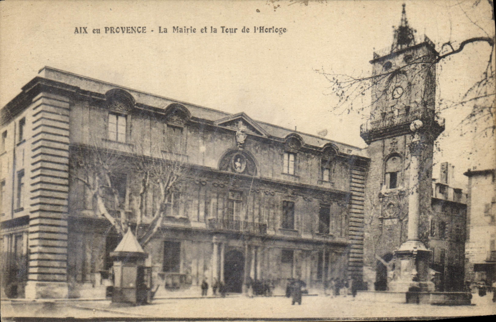 CPA Aix en Provence La Mairie et la Tour de l'Horloge
