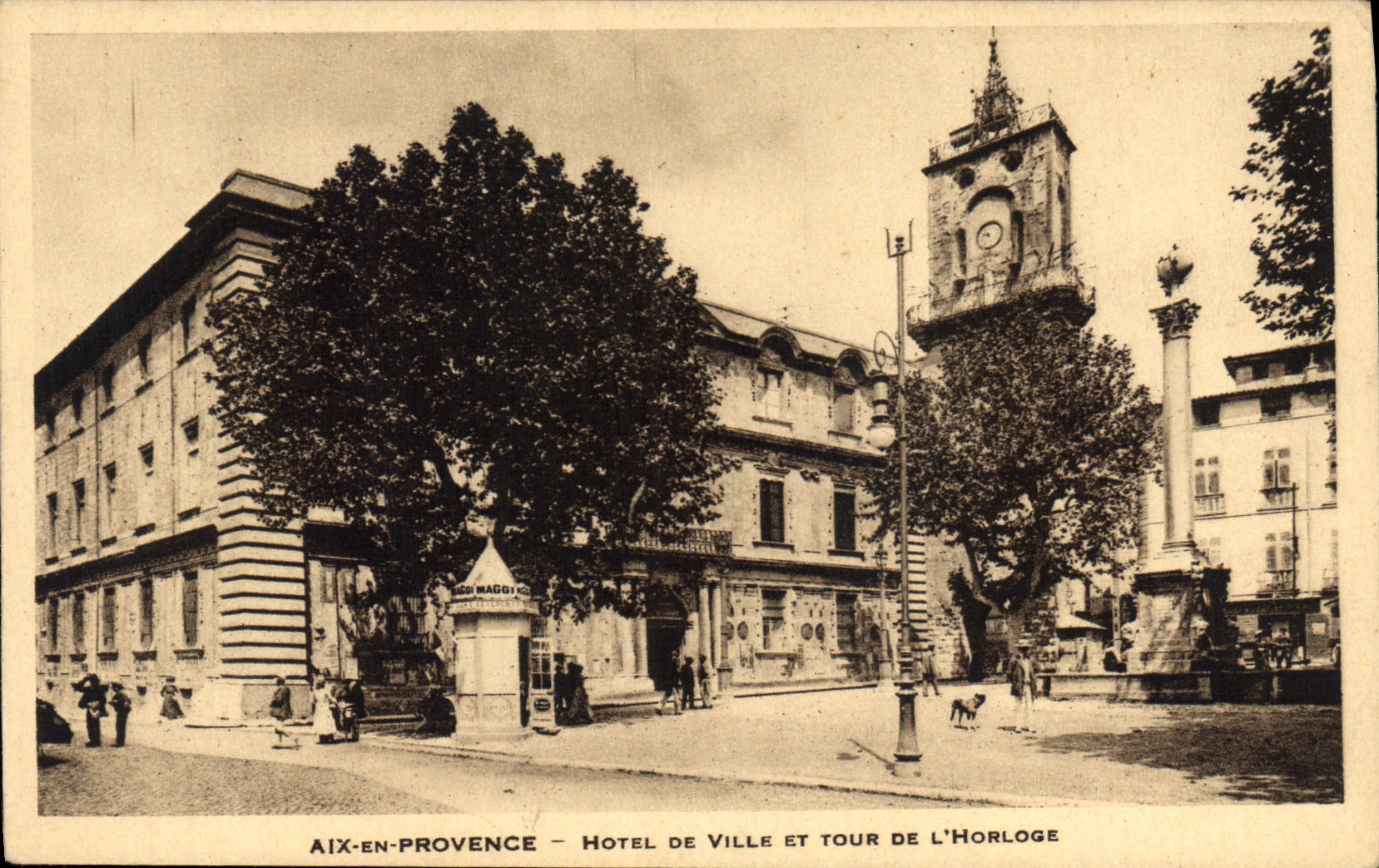 CPA Aix en Provence Hotel de Ville et tour de l'Horloge 