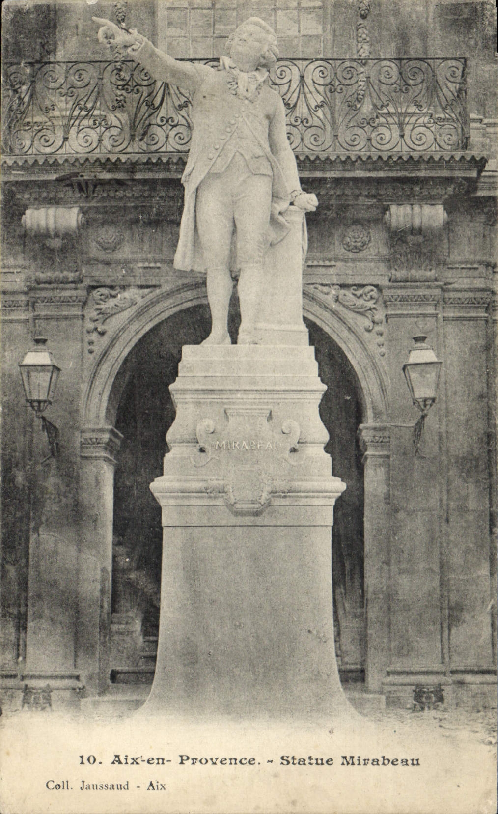 CPA Aix en Provence Statue Mirabeau 