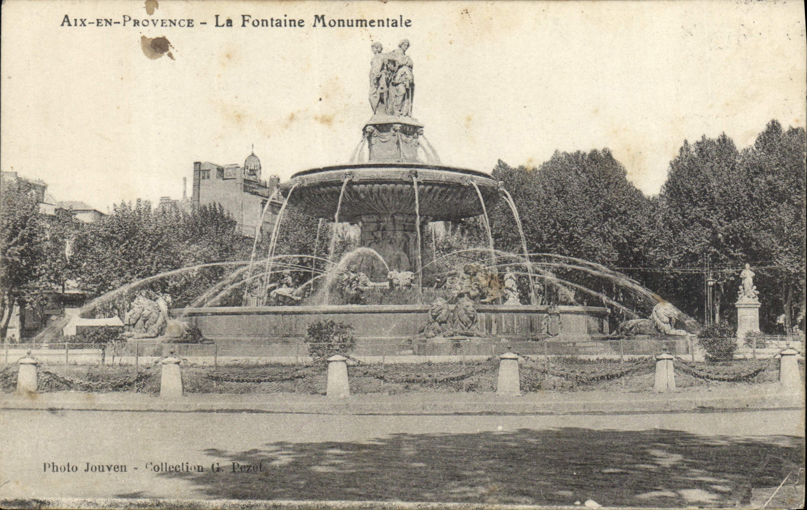 CPA Aix en Provence La Fontaine Monumentale