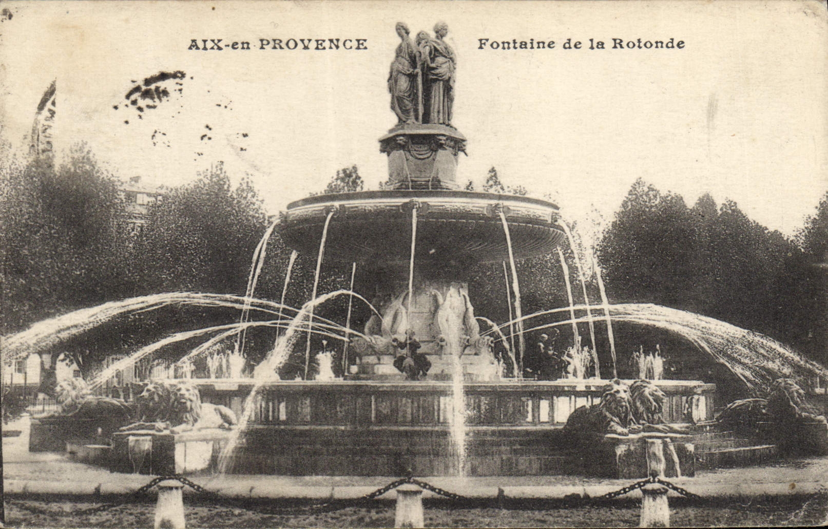 CPA Aix en Provence Fontaine de la Rotonde 