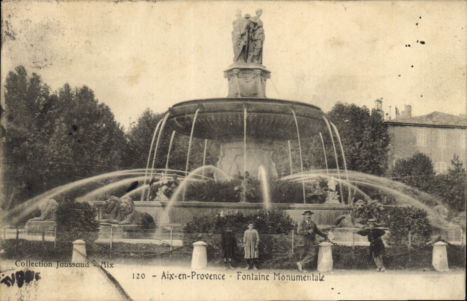 CPA Aix en Provence Fontaine Monumentale 