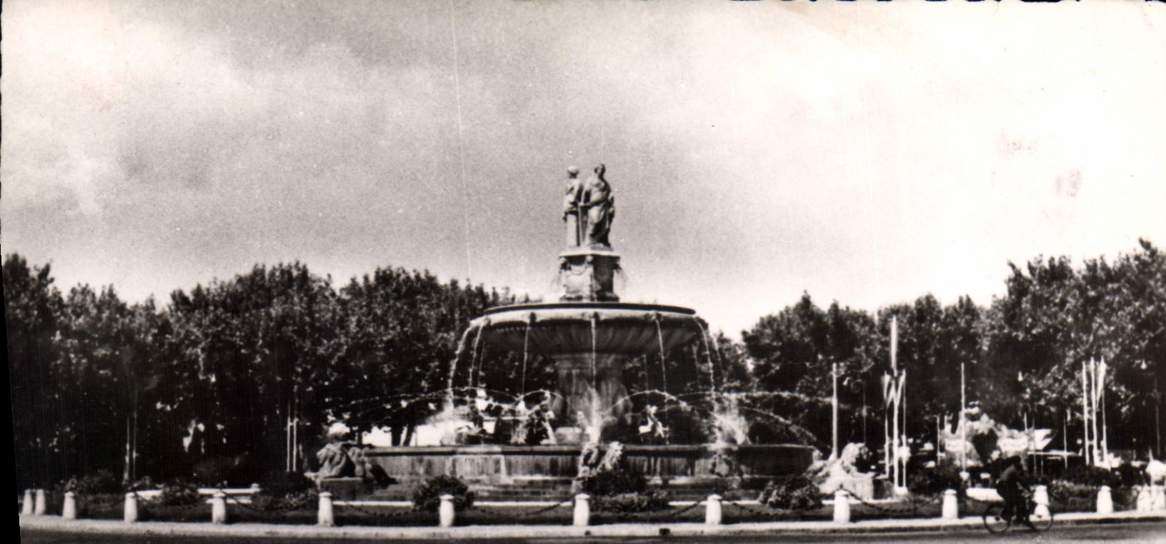 CPA Aix en Provence La Grande Fontaine 