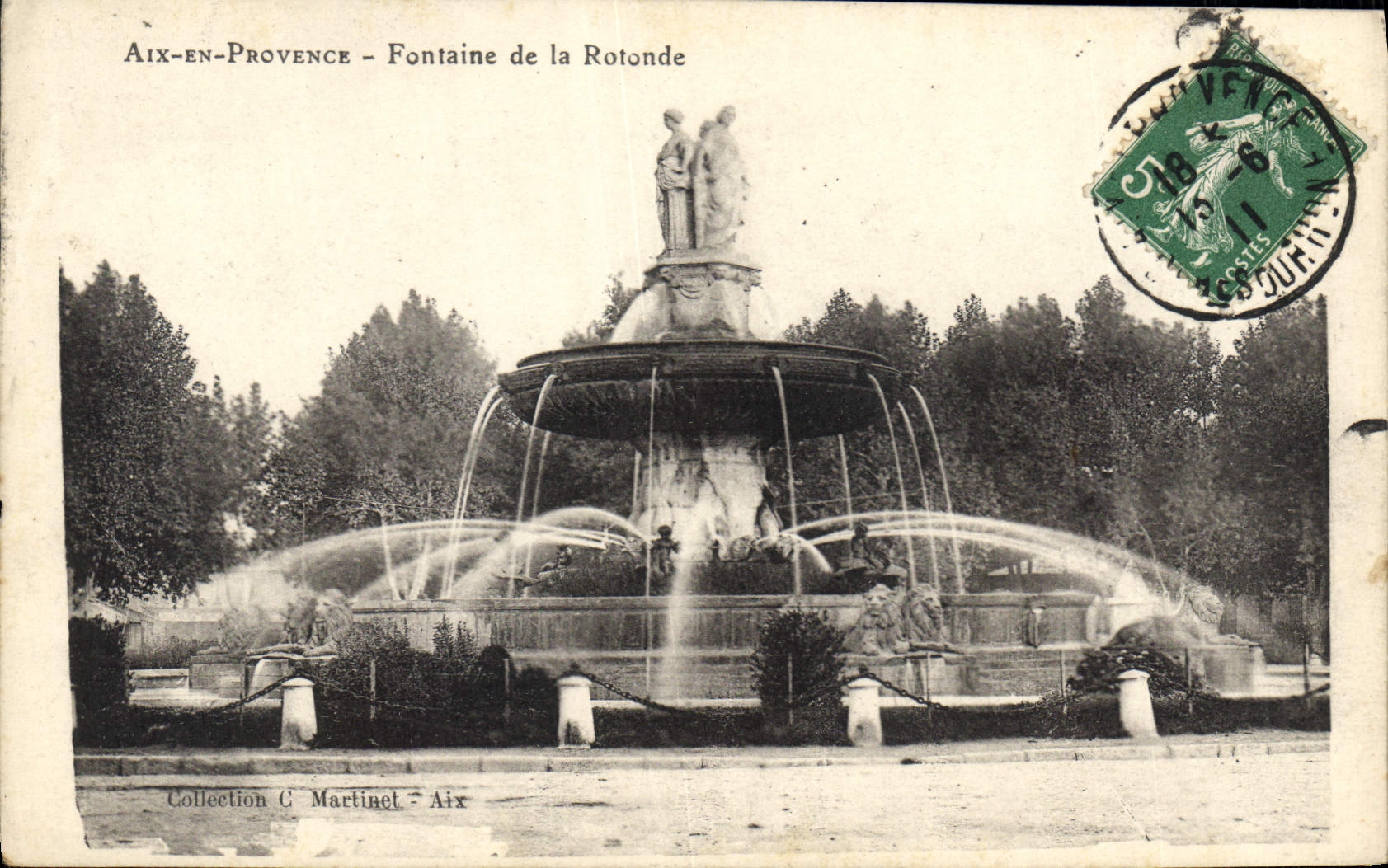CPA Aix en Provence Fontaine de la Rotonde 