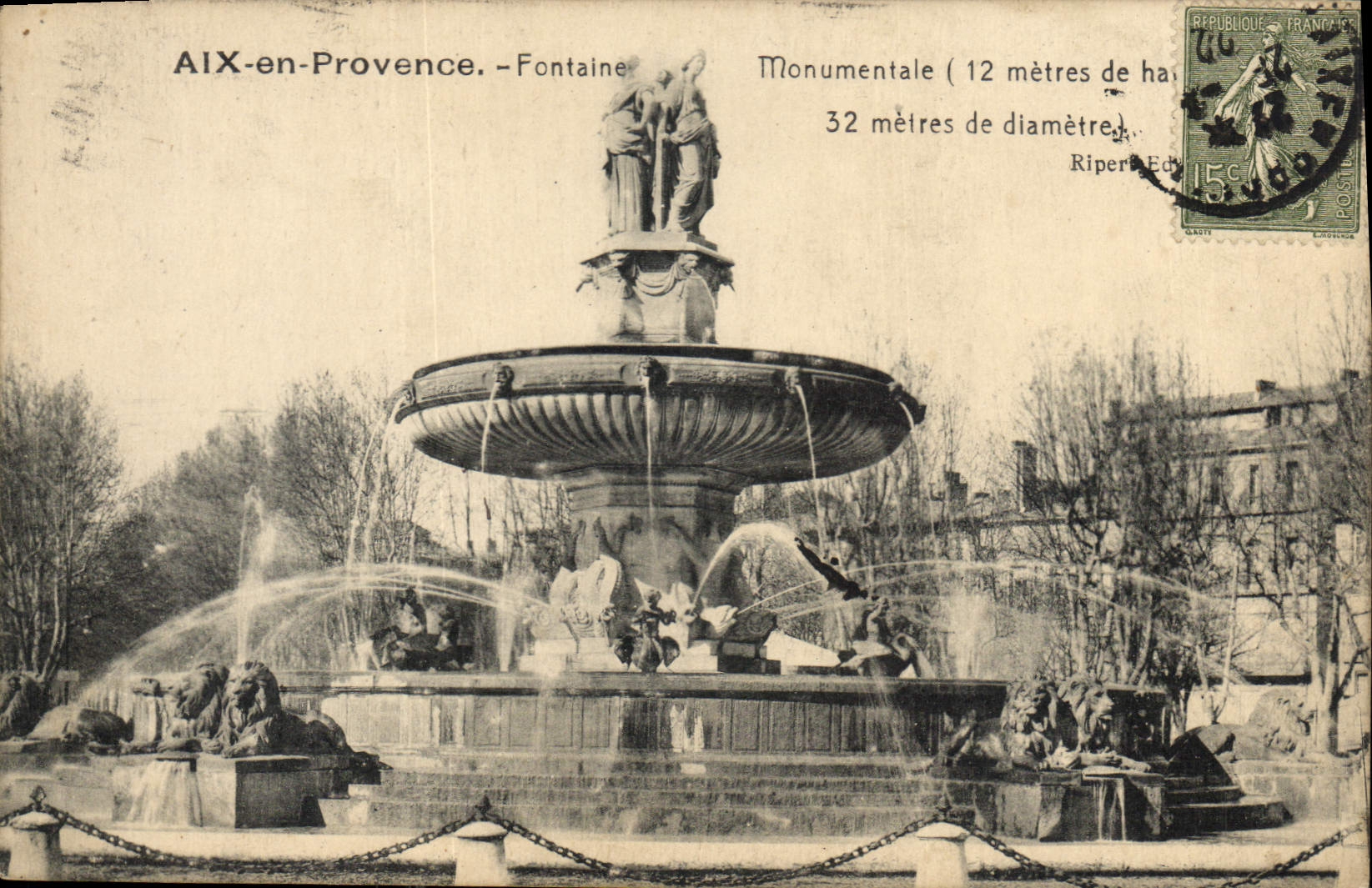CPA Aix en Provence Fontaine Monumentale 