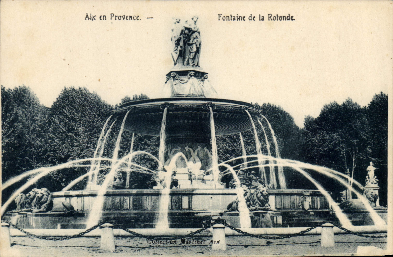 CPA Aix en Provence Fontaine de la Rotonde 