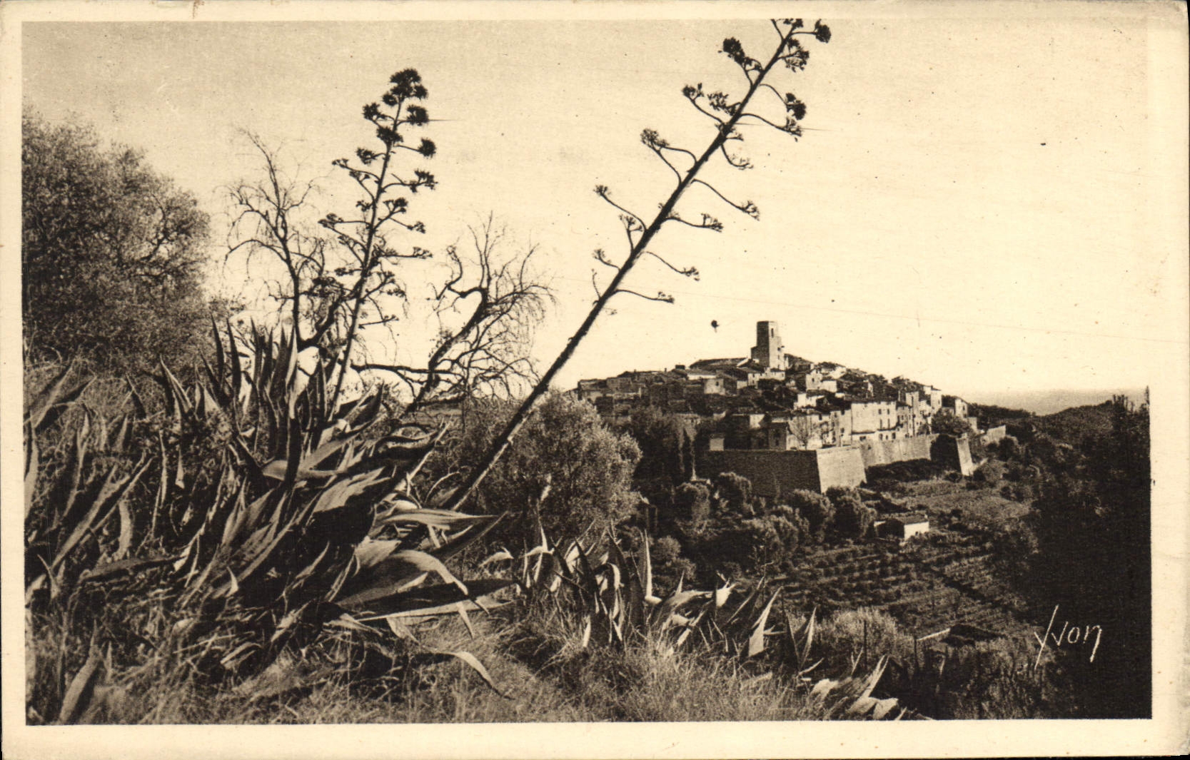 CPA La Douce France Cote d'Azur Saint Paul Alpes Maritimes Vue generale 