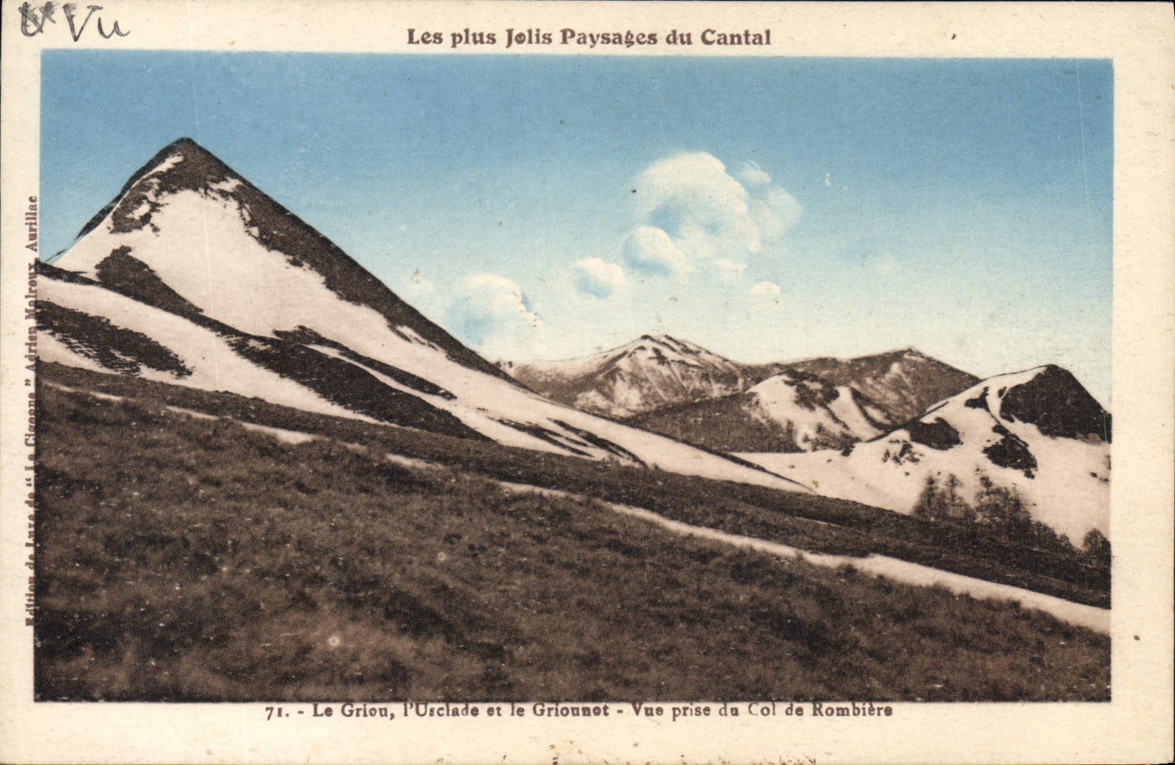 CPA Les Pluis Jolis Paysages du Cantal Le Griou l'Usclade et le Griounot Vue prise du Col de Rombier