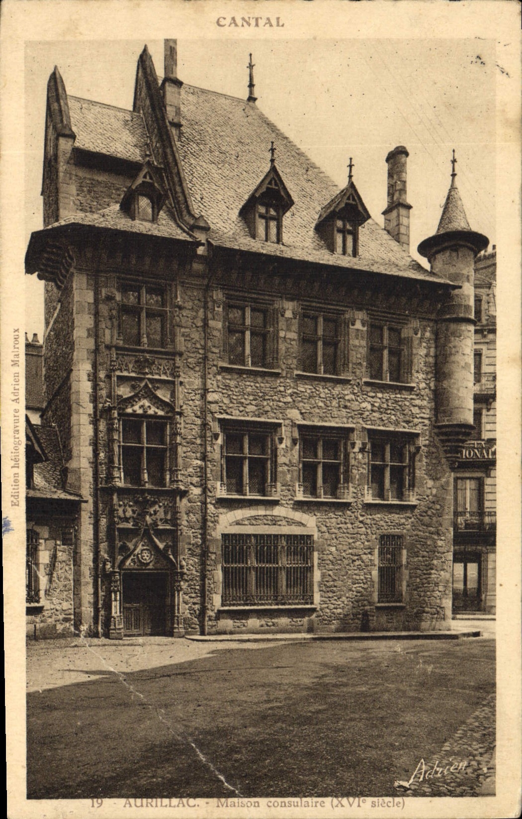 CPA Aurillac Cantal Maison consulaire
