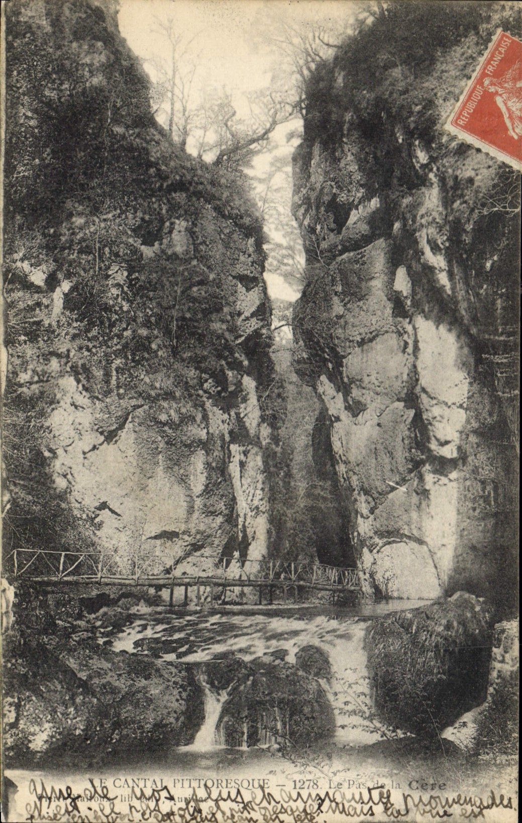 CPA Cantal Pittoresque Le Palais la Cere