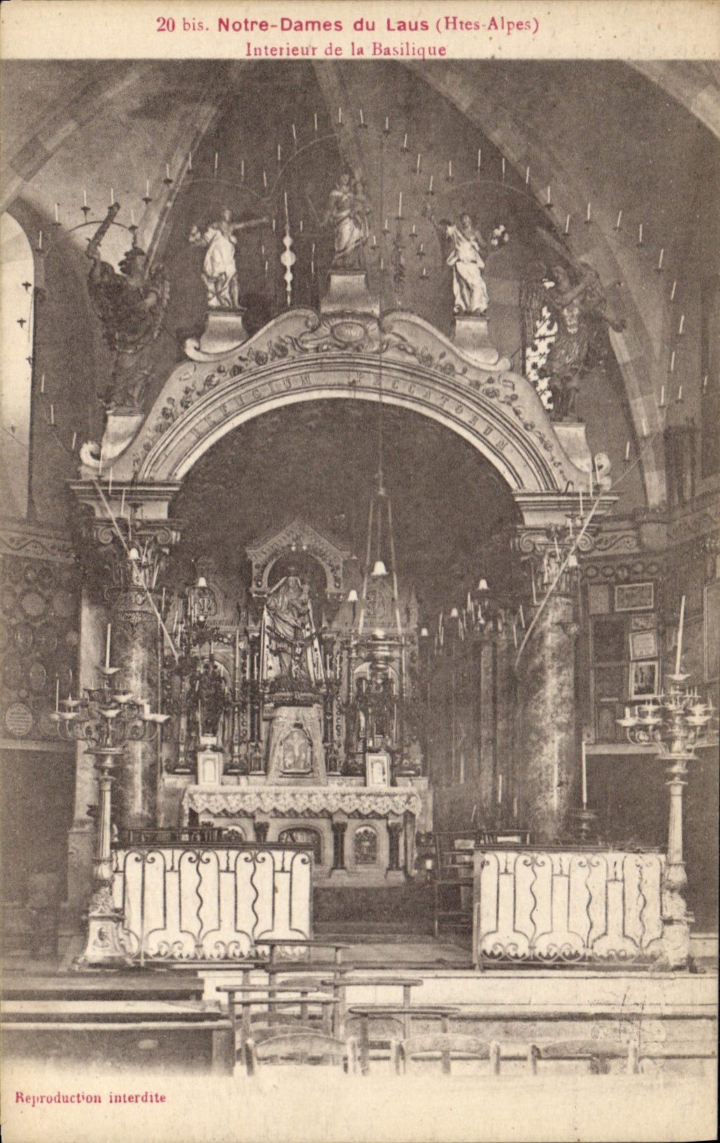 CPA Notre Dame du Laus Htes Alpes Interieur de la Basilique