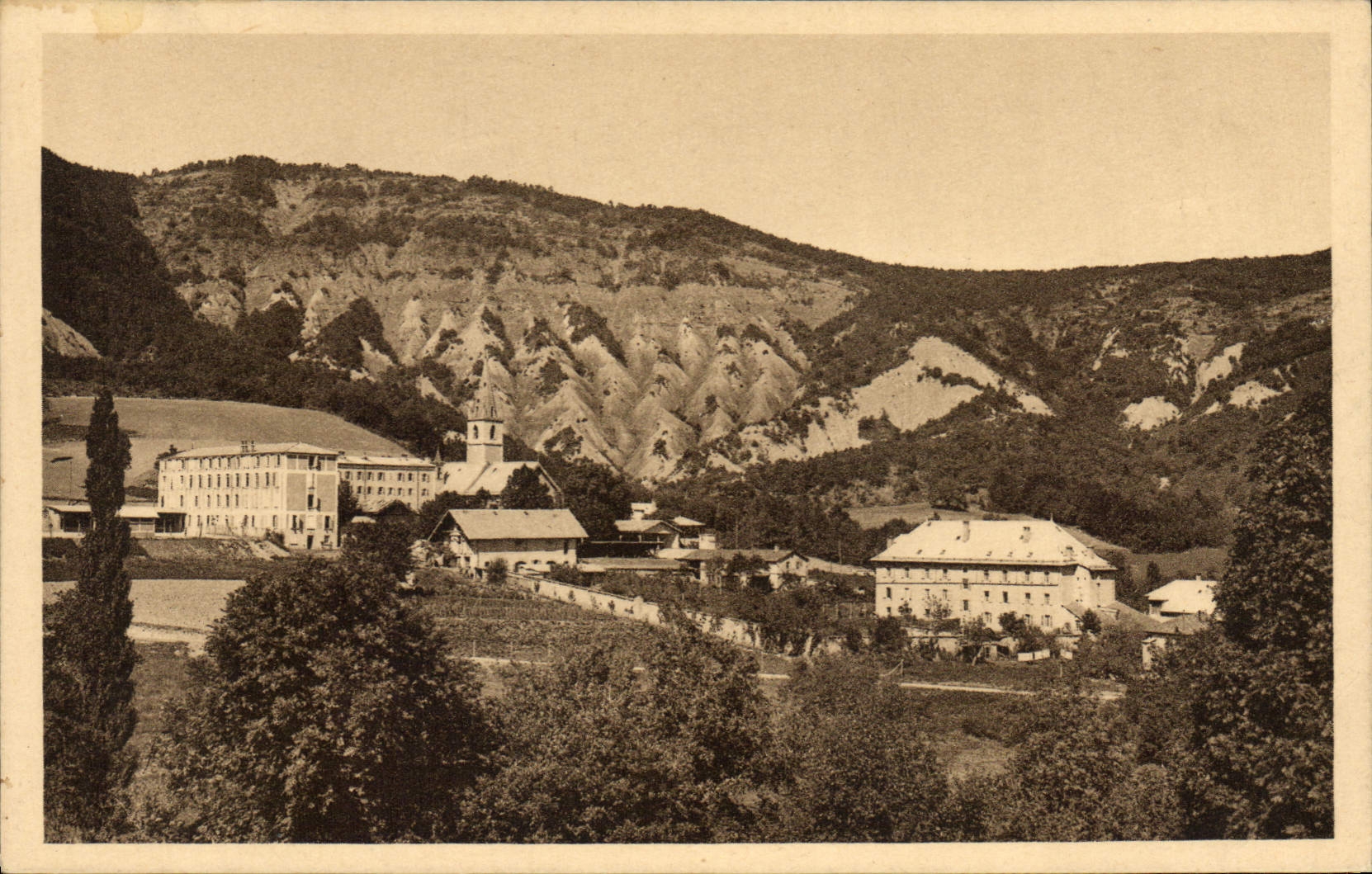 CPA Notre Dame du Laus Hautes Alpes