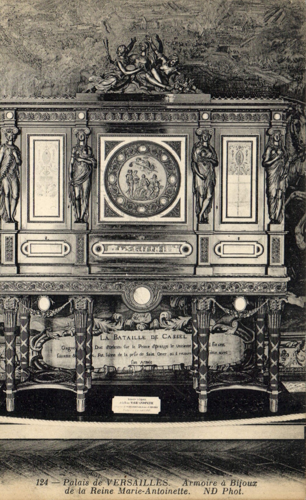 CPA Palais de Versailles Armoire a bijoux de la Reine Marie Antoinette 