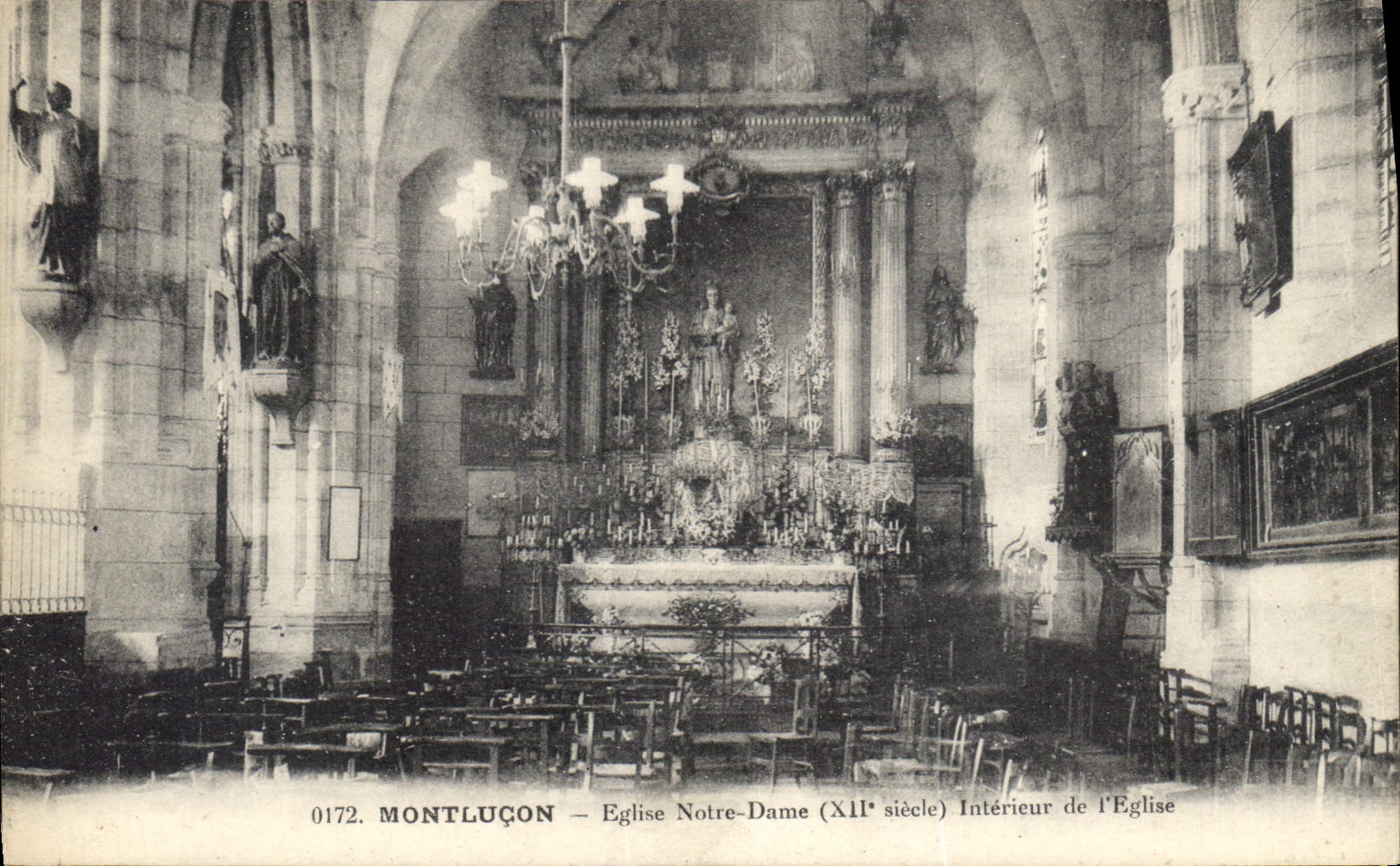 CPA Montlucon Eglise Notre Dame Interieur de l'Eglise