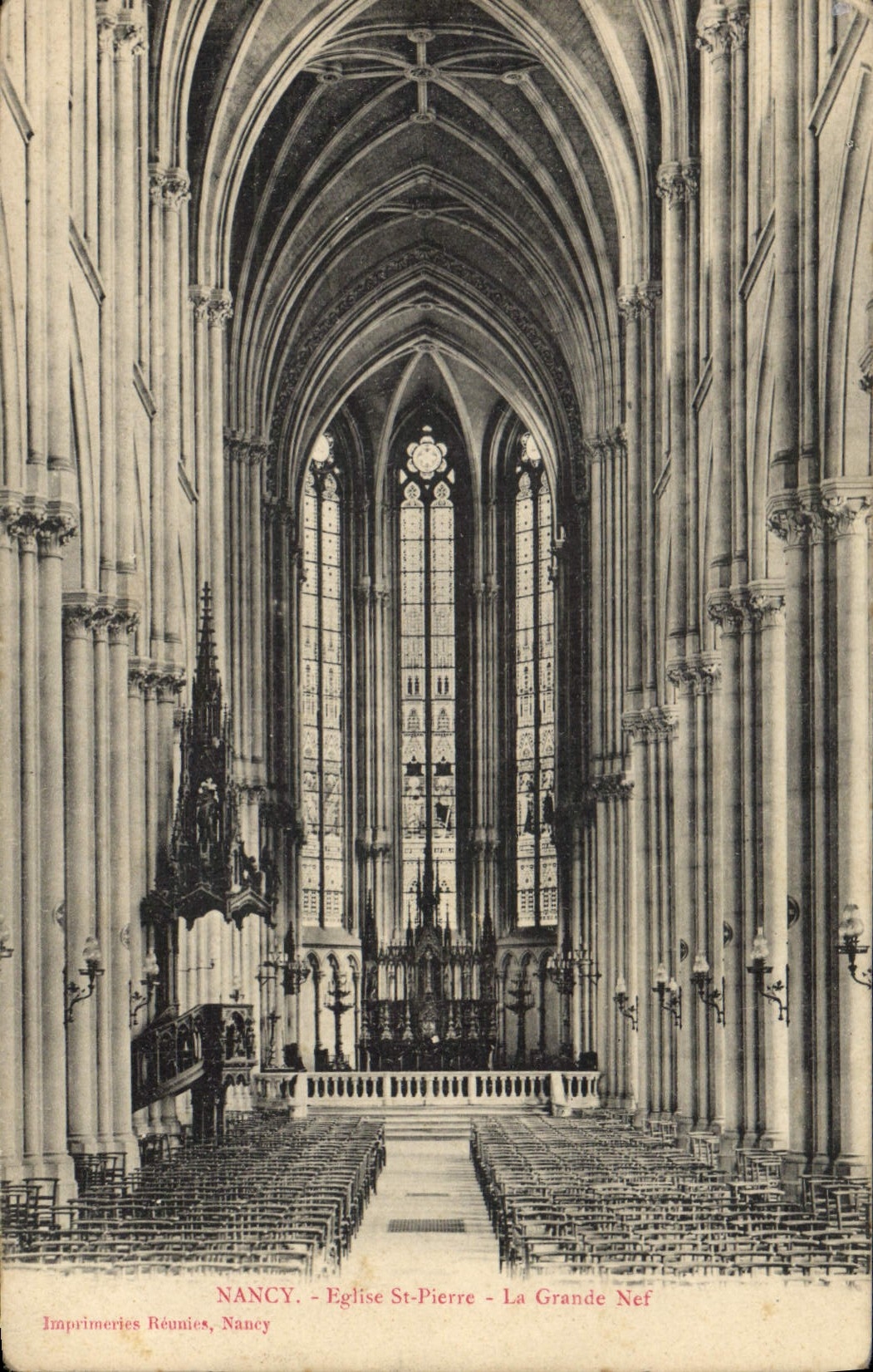 CPA Nancy Eglise St Pierre La Grande Nef 