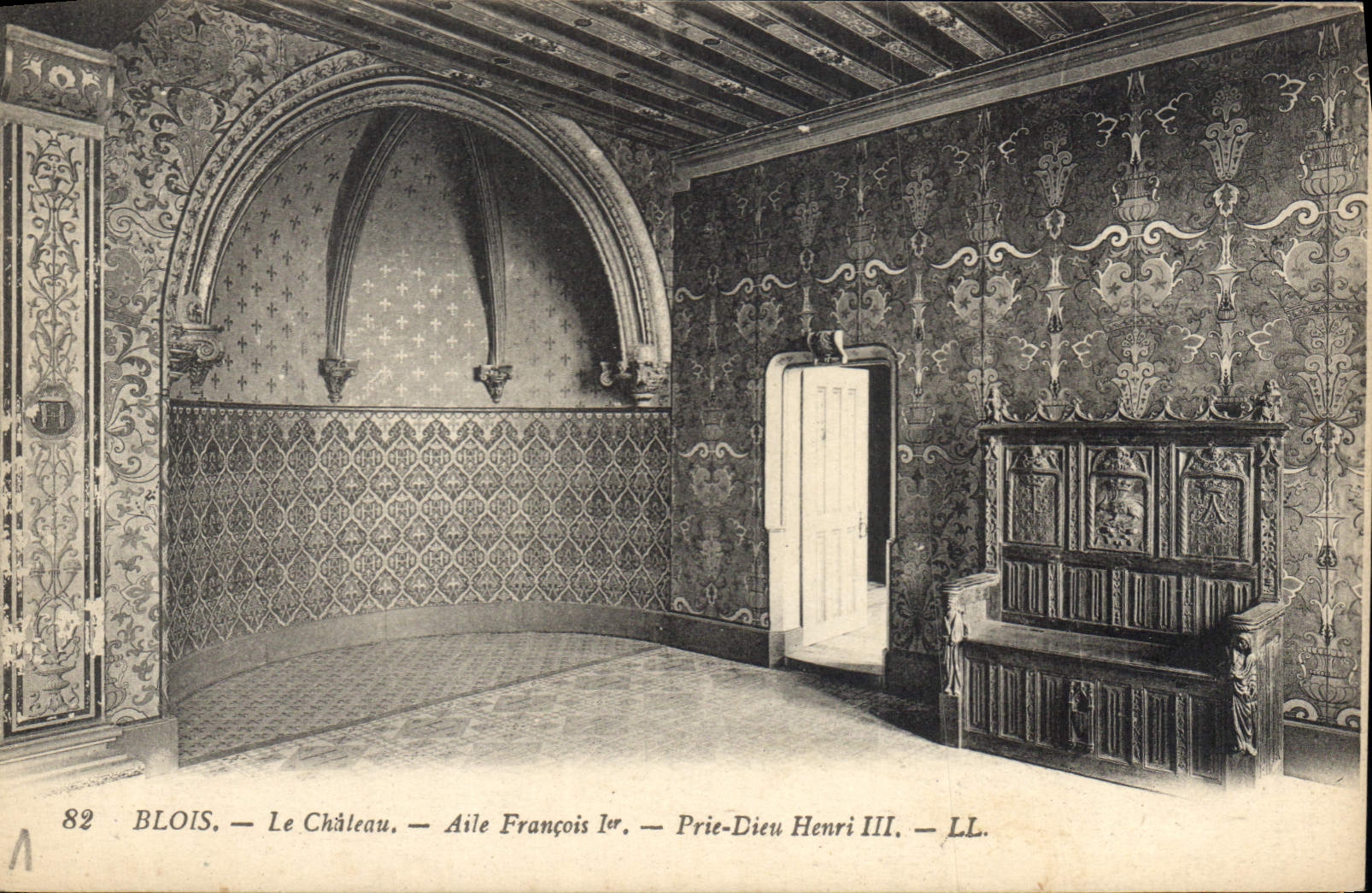 CPA Blois Le Chateau Aile Francois I Prie Dieu Henri III 