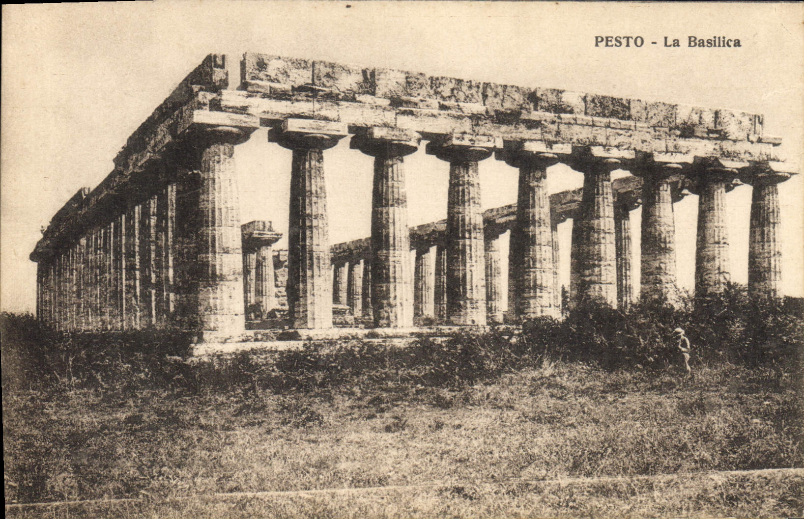 CPA Pesto La Basilica 