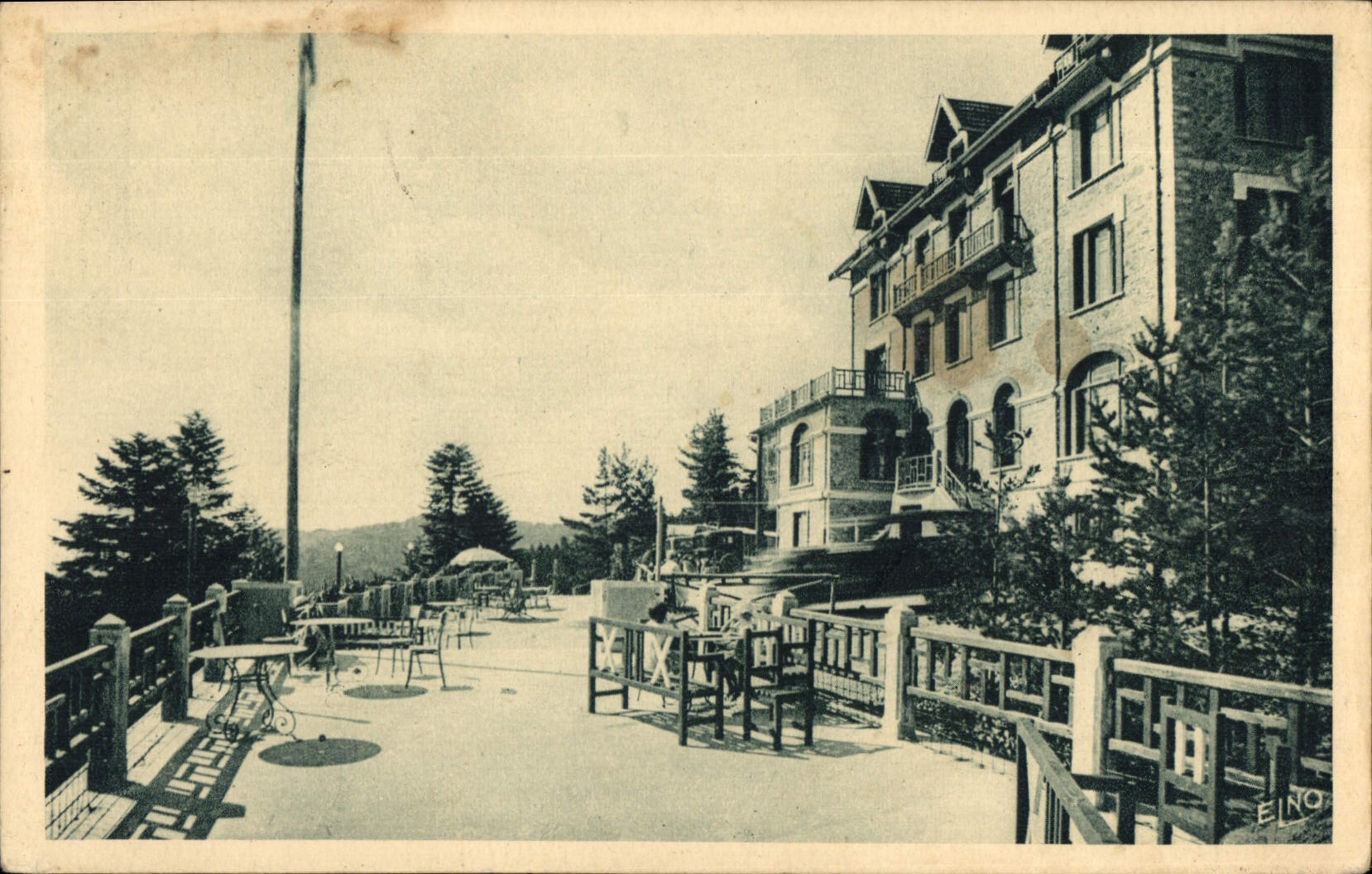 CPA La Louvesc Ardeche Hotel du Mont Besset