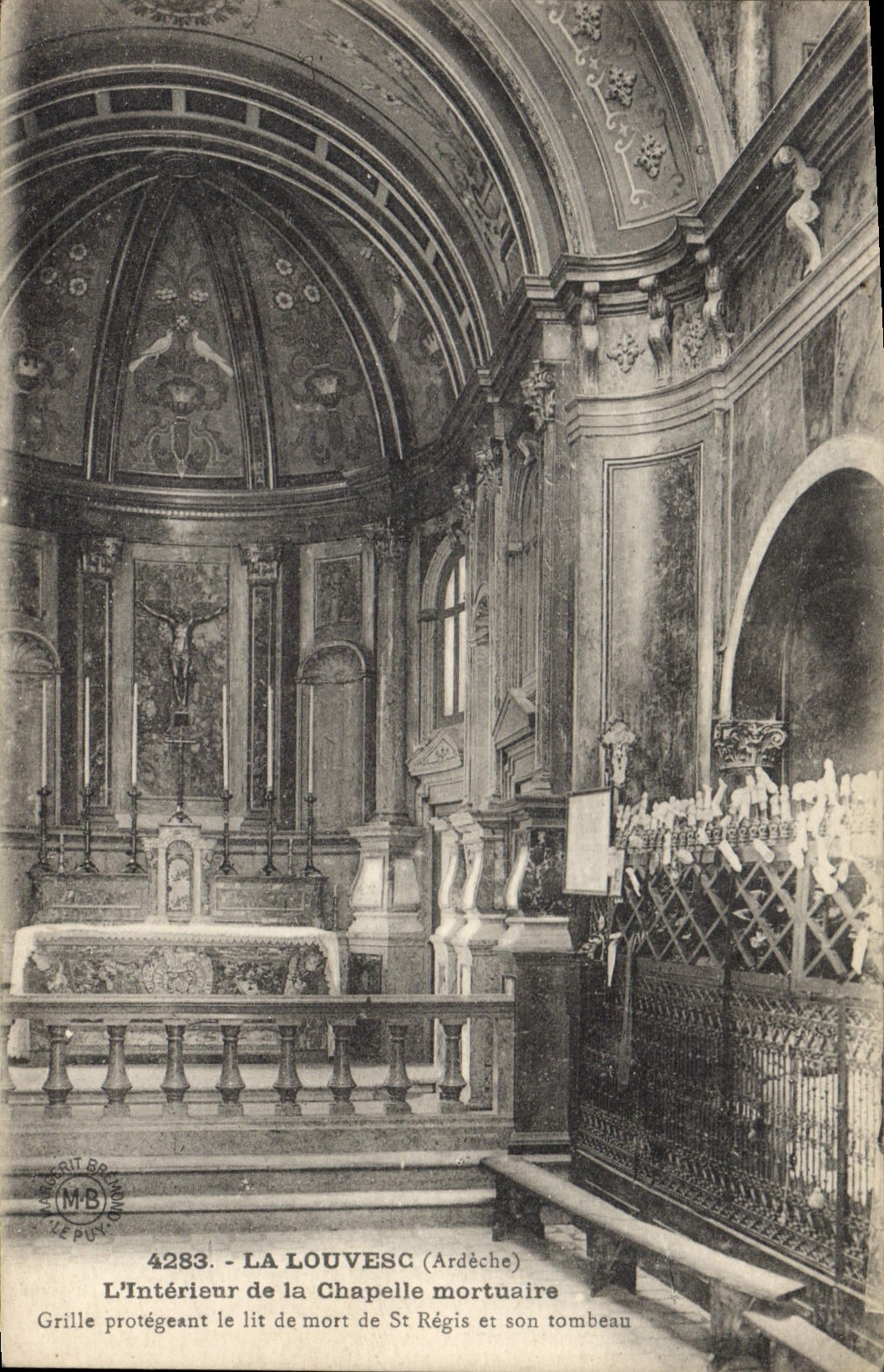 CPA La Louvesc Ardeche l'Interieiur de la Chapelle mortuaire