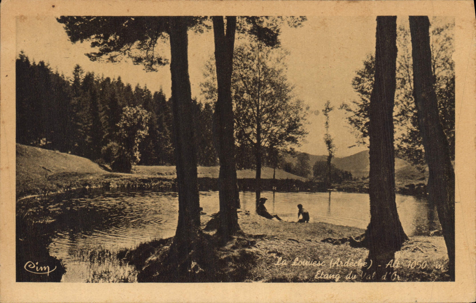 CPA La Louvesc Ardeche Etang de Val l'Or 
