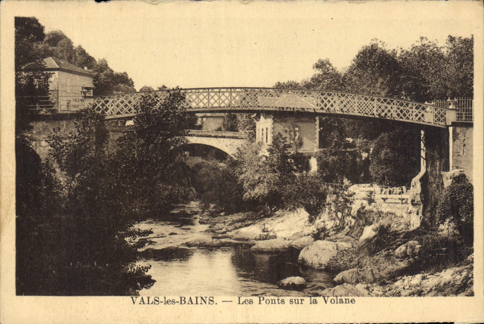 CPA Vals les Bains Les Ponts sur la Volane