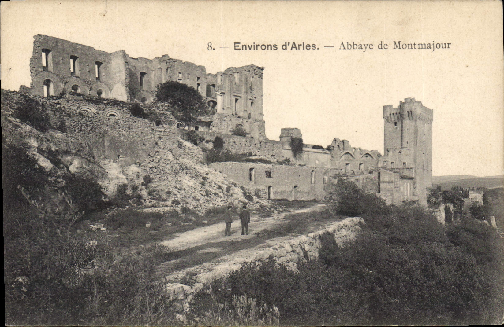 CPA Environs d'Arles Abbaye de Montmajour