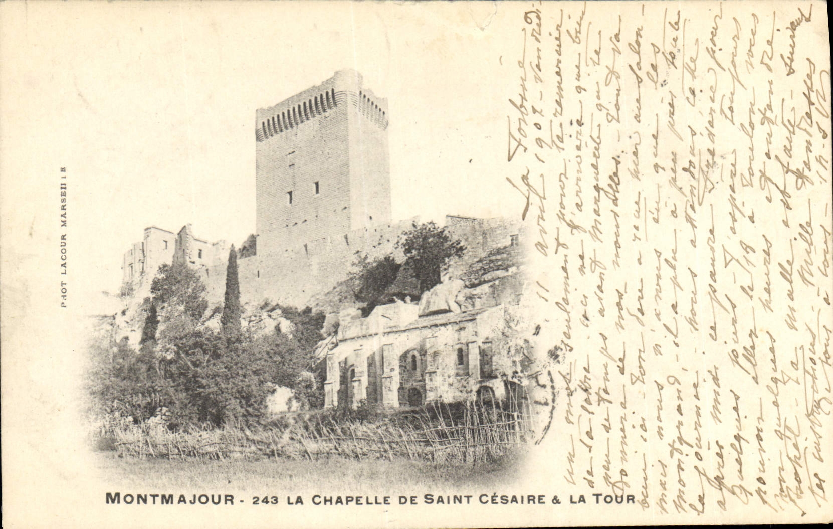 CPA Montmajour la Chapelle de Saint Cesaire et la Tour