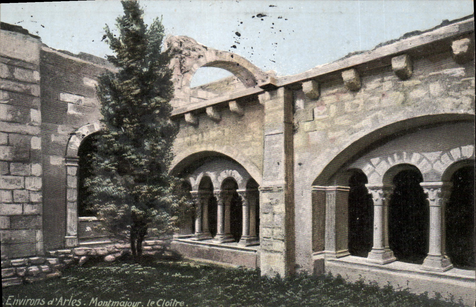 CPA Environs d'Arles Montmajour le Cloitre 