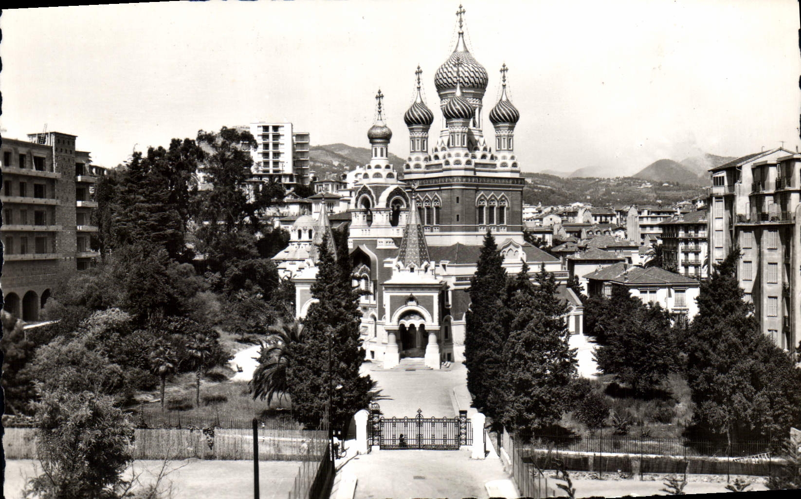 CPA La Cote d'Azur Nice l'eglise Orthodoxe Russie Russia