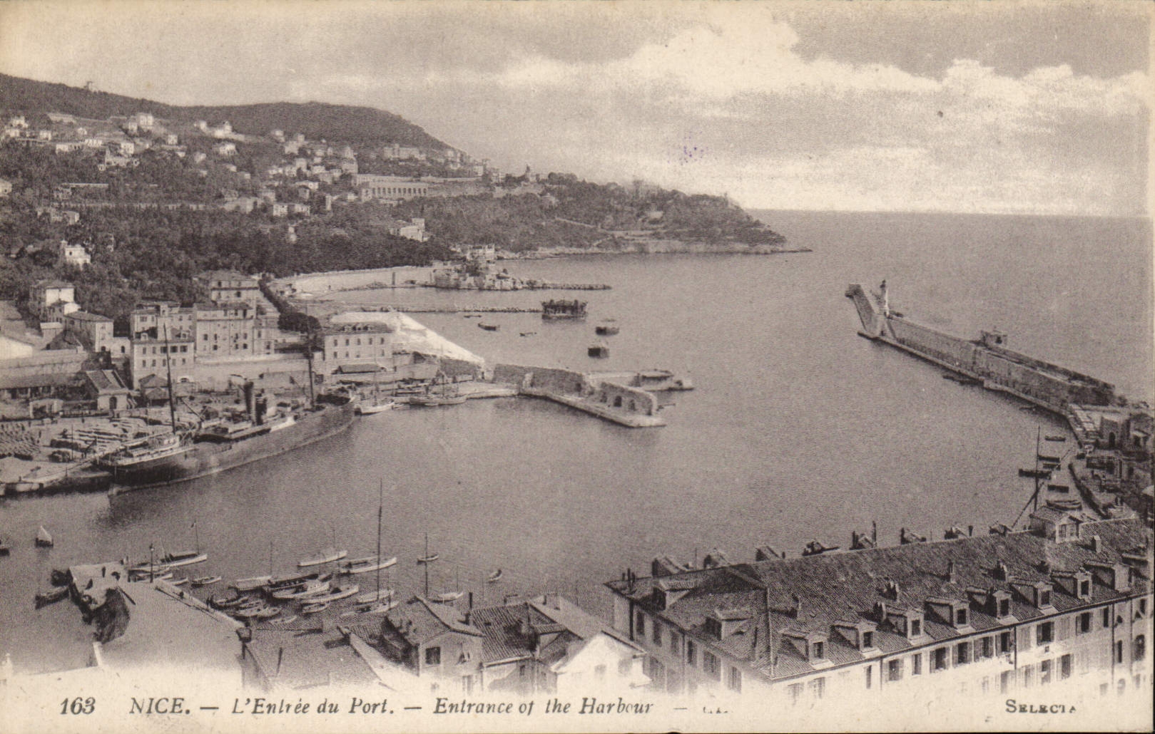 CPA Nice l'entree du Port 