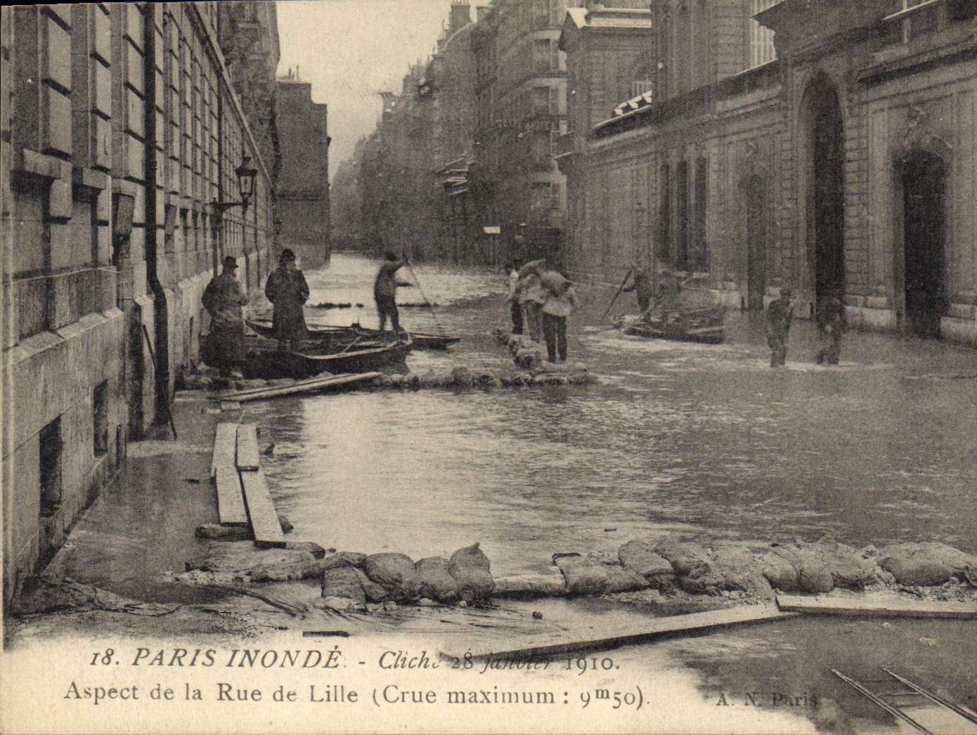 CPA Paris Inonde Cliche 28 Janvier 1910 Aspect de la Rue de Lille 