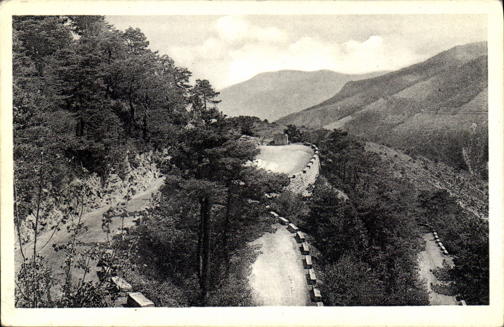 CPA Peira Cava A M les Lacets de la Route du Col de l'Orme 