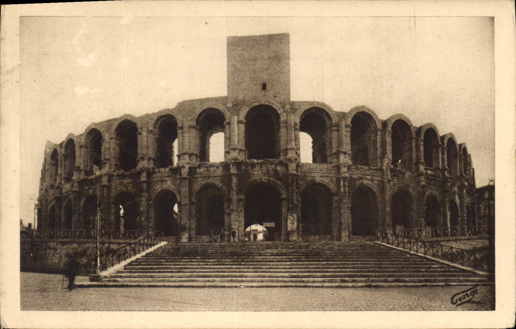 CPA Arles les Arenes Grand Escalier 