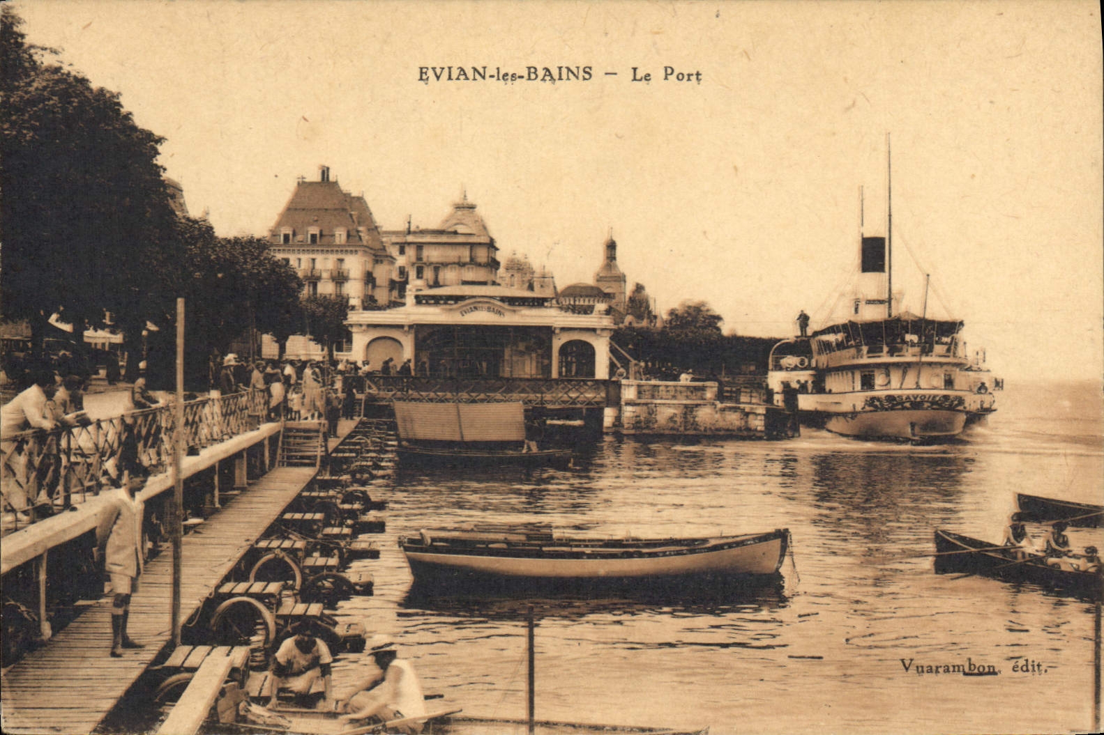 CPA Evian les Bains le Port Bateau
